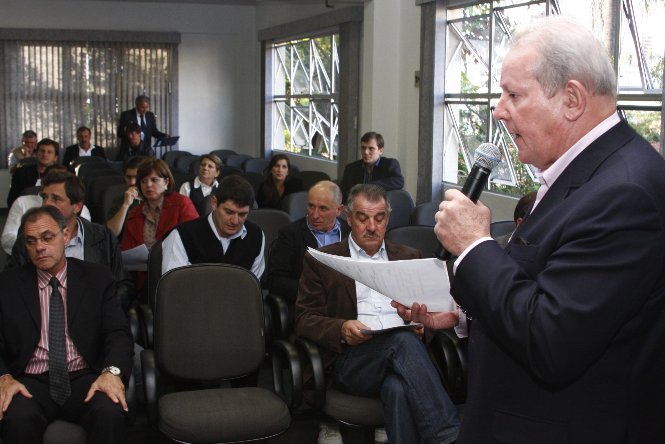 Audiência Pública Regional sobre a Lei de Diretrizes Orçamentárias (LDO) 2012 e Lei Orçamentária Anual (LOA) 2013