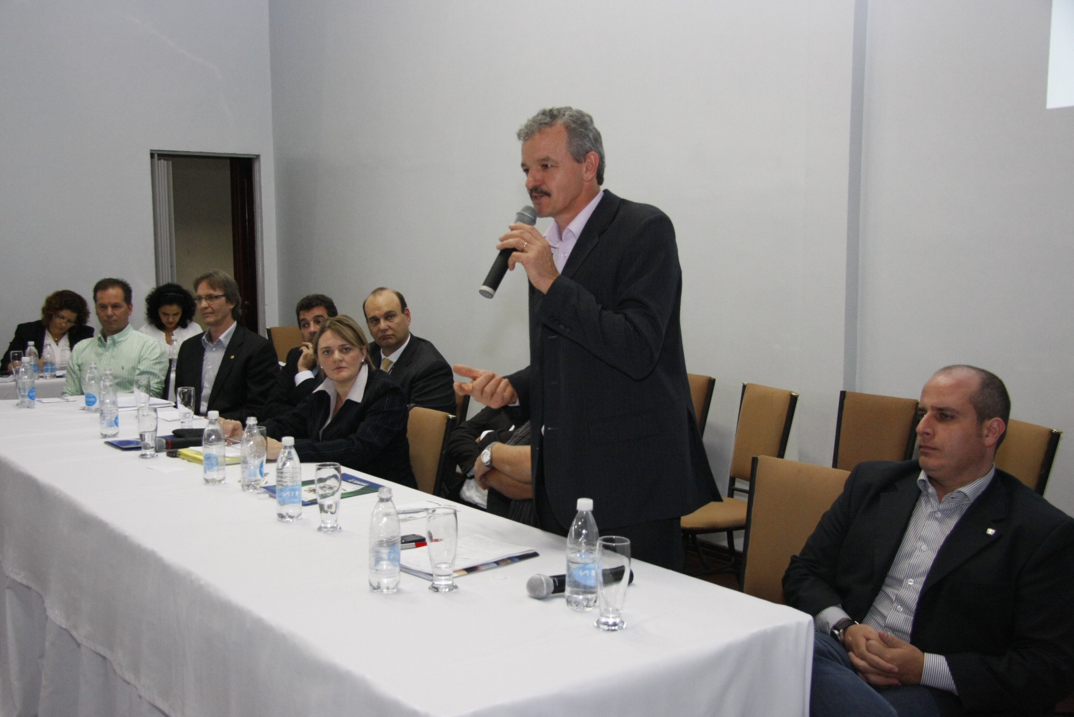 Audiência Pública a fim de discutir a situação do Aeroporto Serafim Enoss Bertasso