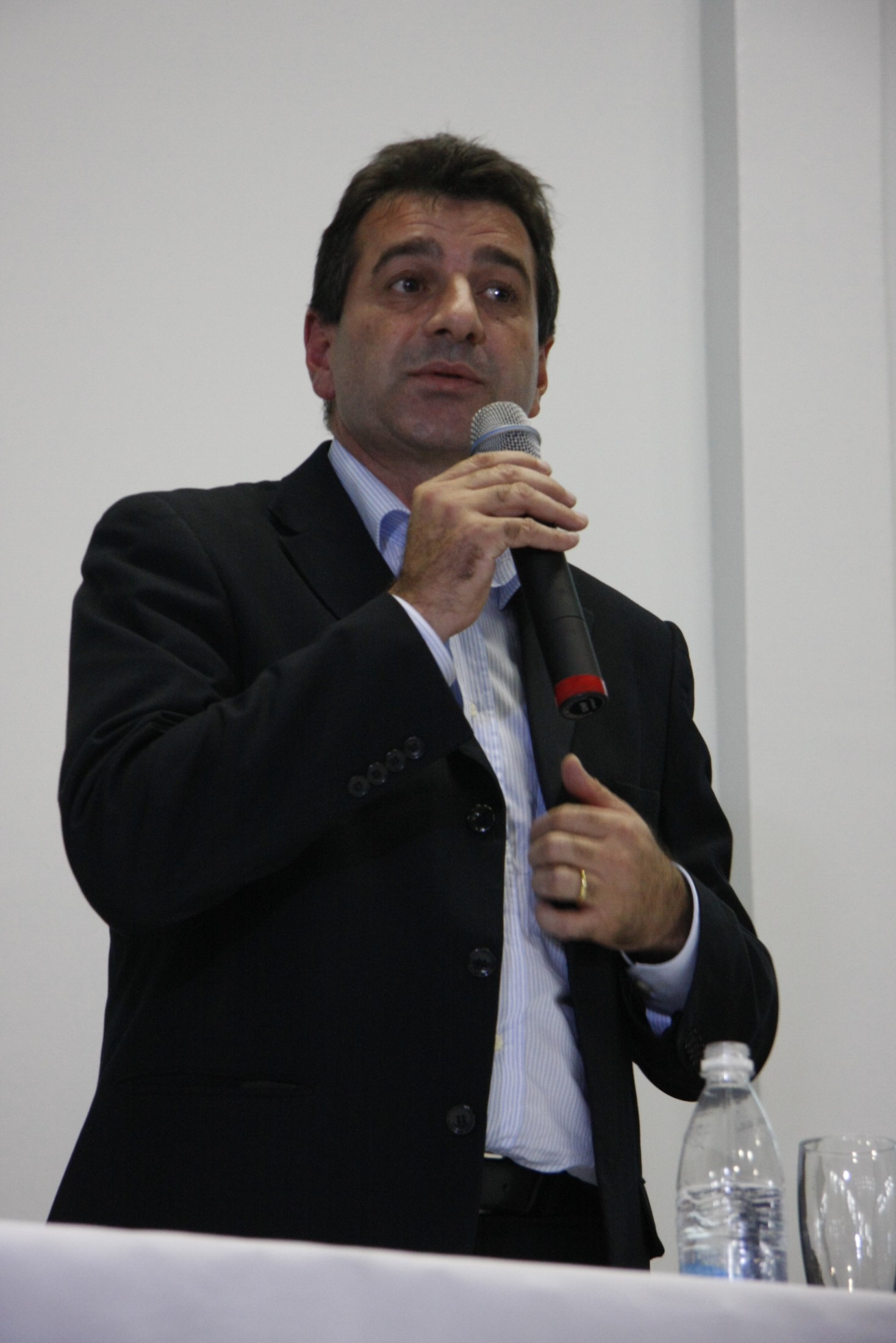 Audiência Pública a fim de discutir a situação do Aeroporto Serafim Enoss Bertasso