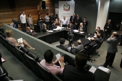 Finanças aprova novas regiões metropolitanas e empréstimo junto ao BNDES para SC