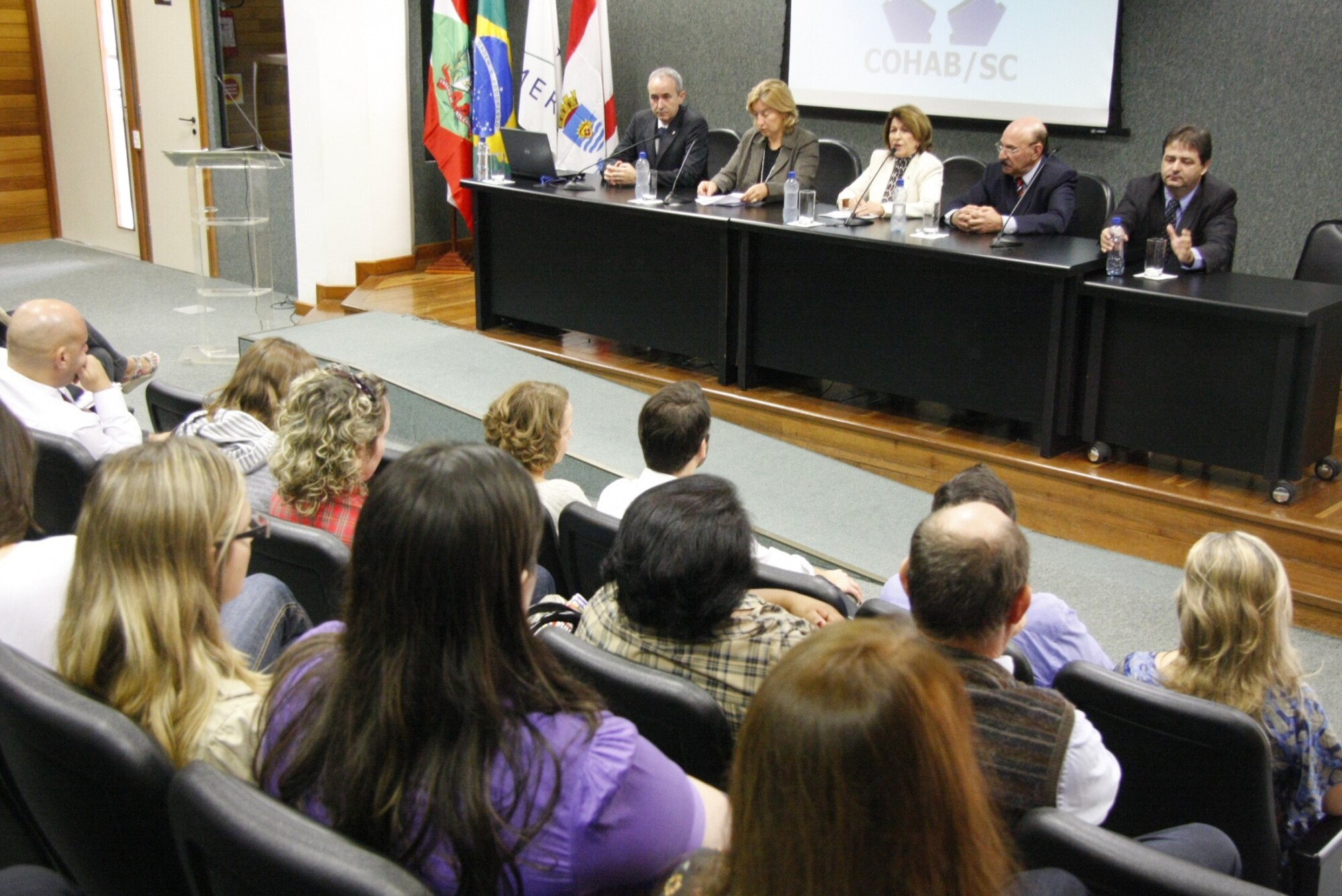 Reunião de trabalho da Companhia de Habitação do Estado de Santa Catarina (COHAB)