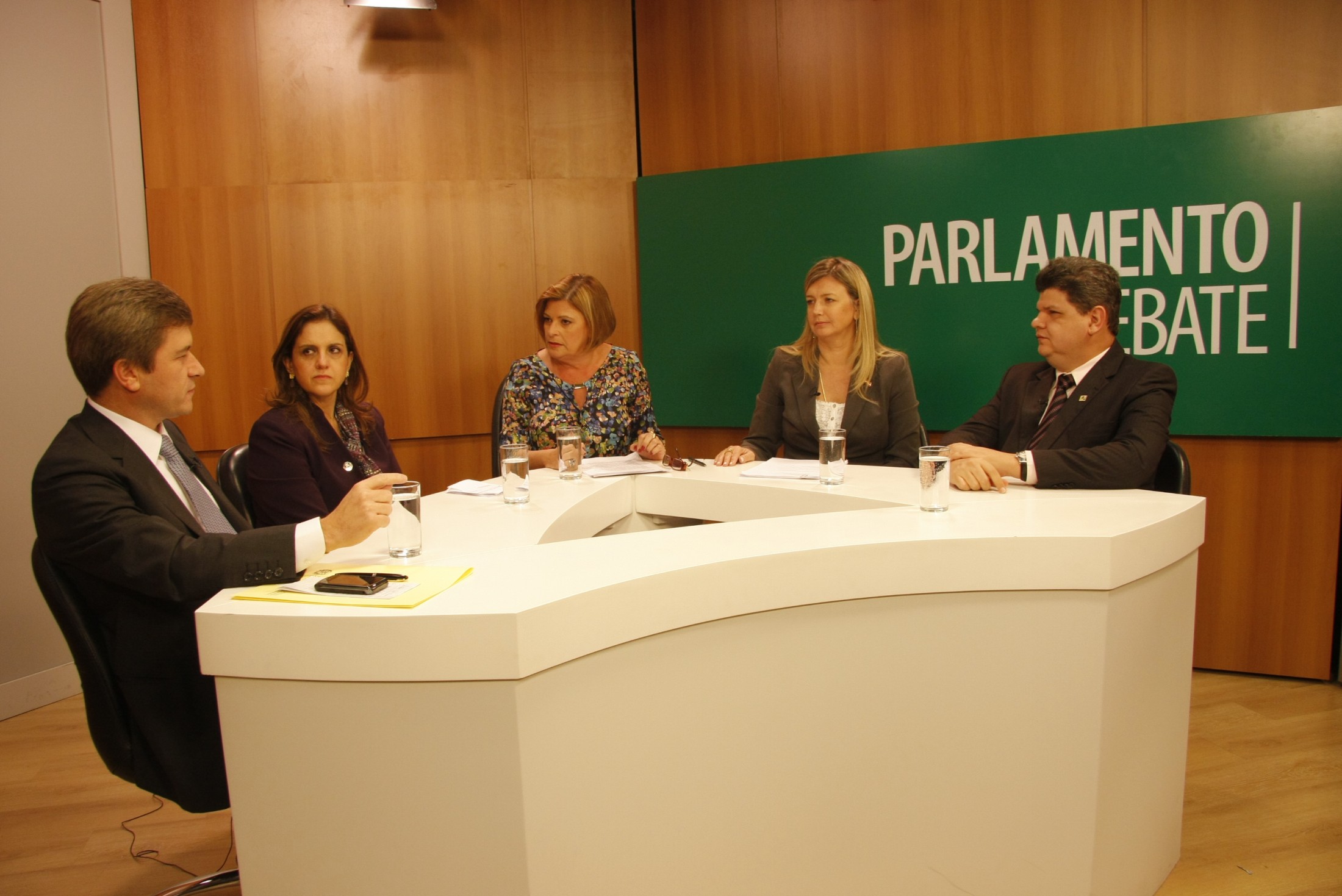 Programa Parlamento Debate