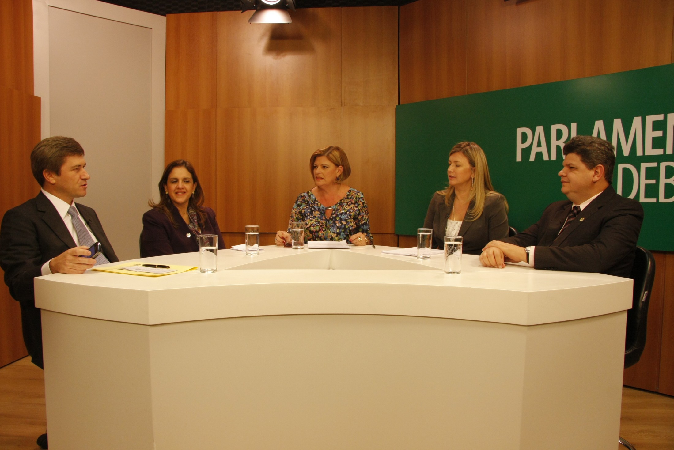 Programa Parlamento Debate