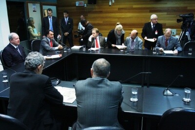 Suspensão da defensoria dativa da OAB é pauta da Comissão de Finanças