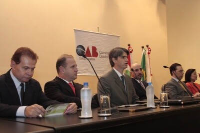 Congresso na Assembleia Legislativa debate Direito Eleitoral