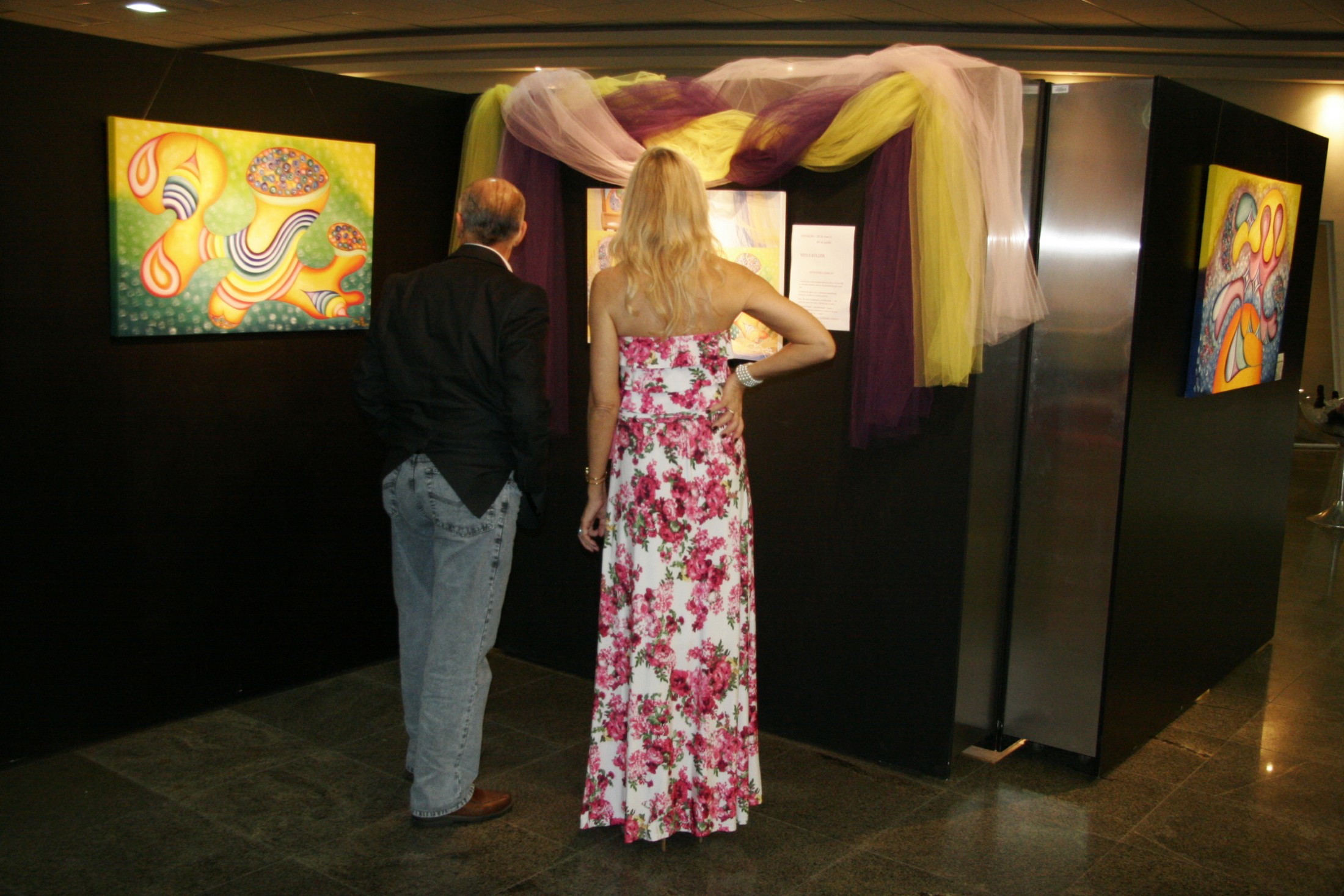 Abertura da exposição Expressões Cósmicas da artista Neiva Külzer