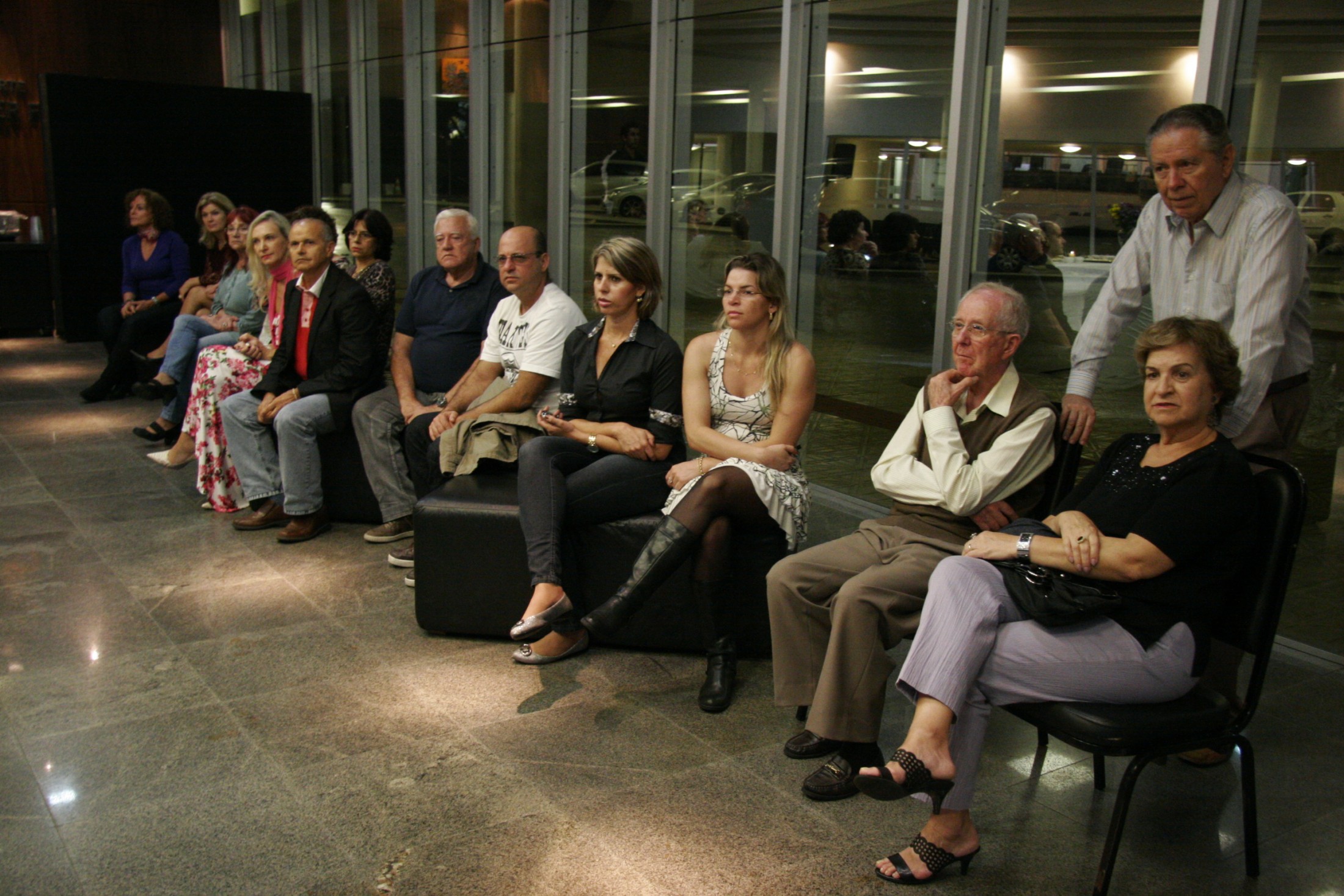 Abertura da exposição Expressões Cósmicas da artista Neiva Külzer