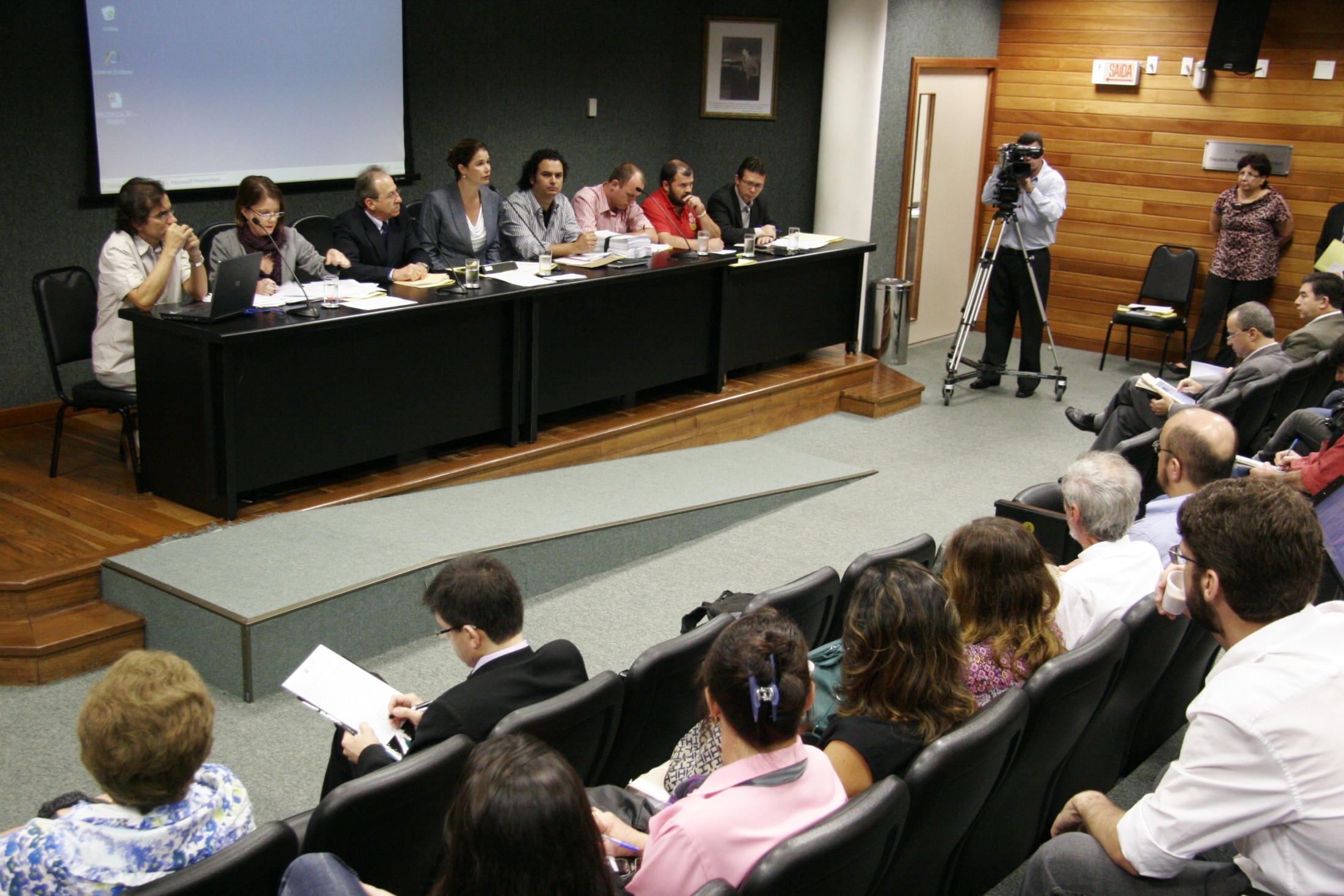 Audiência Pública sobre terceirização de serviços no Judiciário Catarinense - Comissão de Legislação Participativa
