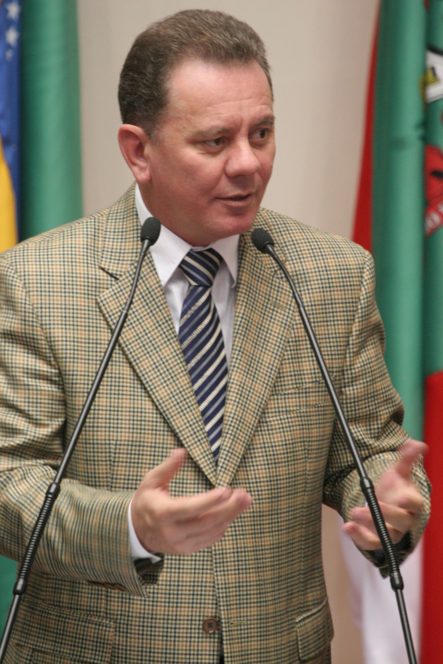 Deputado lincenciado Joares Ponticelli (PP)