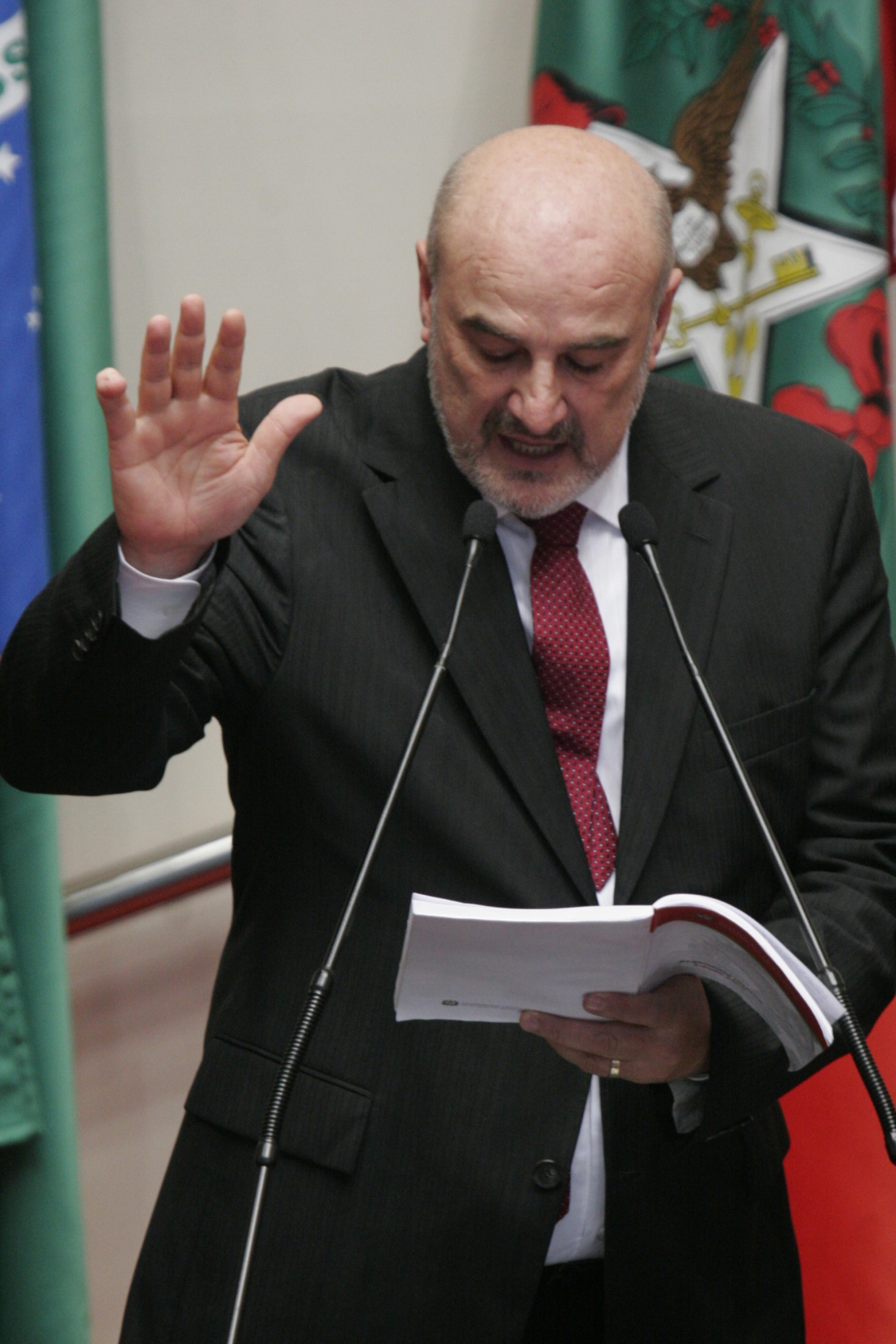 Deputado Valter Galina (PMDB) toma posse.