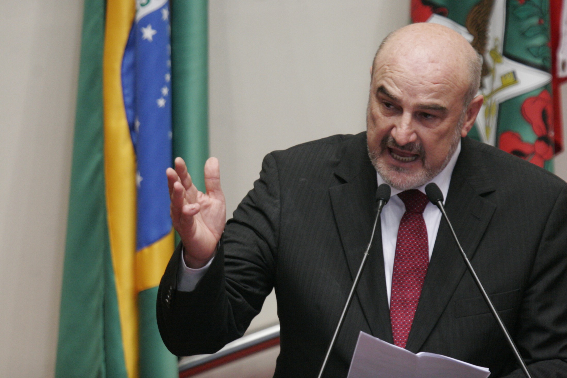 Sessão Ordinária - Plenário Osni Regis - Deputado Valter Gallina (PMDB)