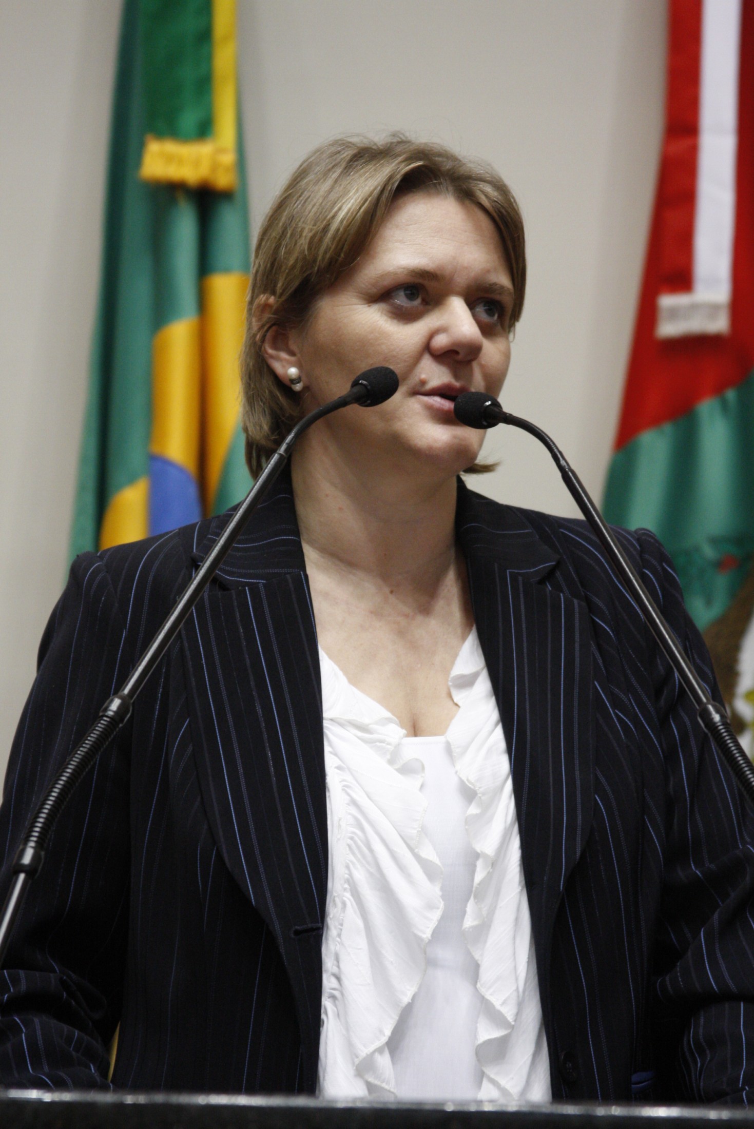 Dep. Luciane Carminatti