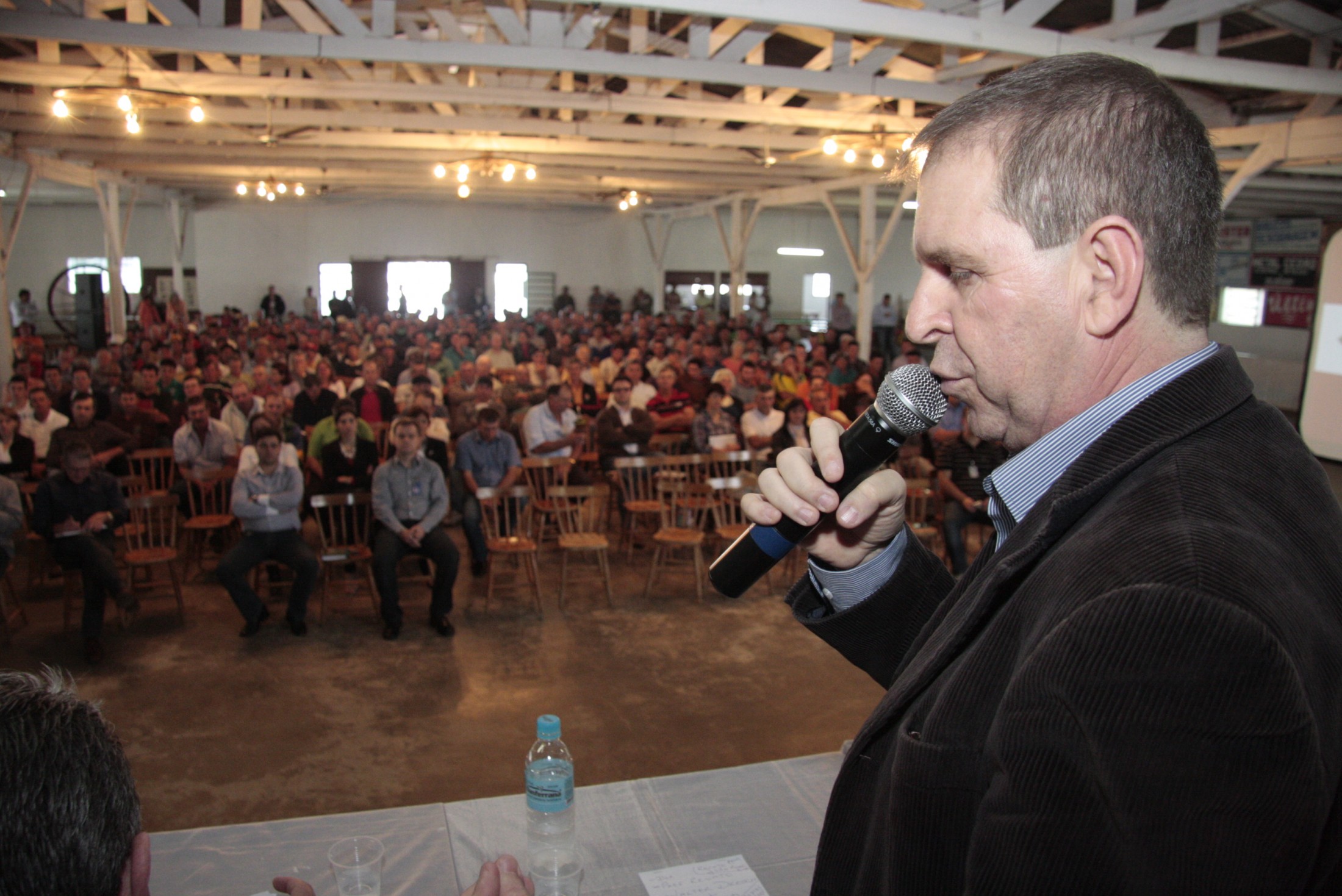 Audiência Pública para tratar sobre as Perdas sofridas em função das estiagens que atingiram Santa Catarina com o objetivo de renegociar as dívidas