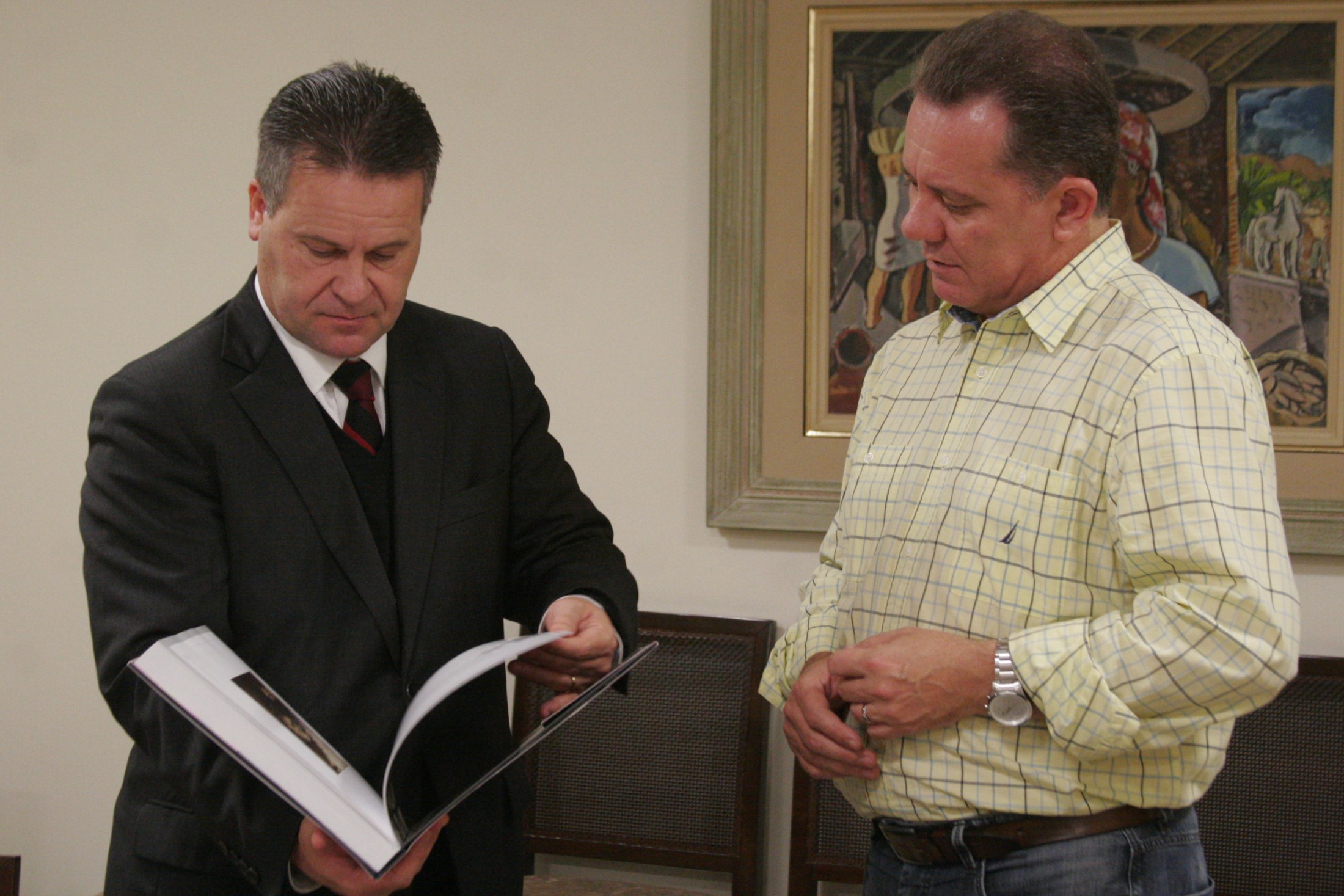 Presidente da Assembleia do Rio Grande do Sul visita Parlamento Catarinense