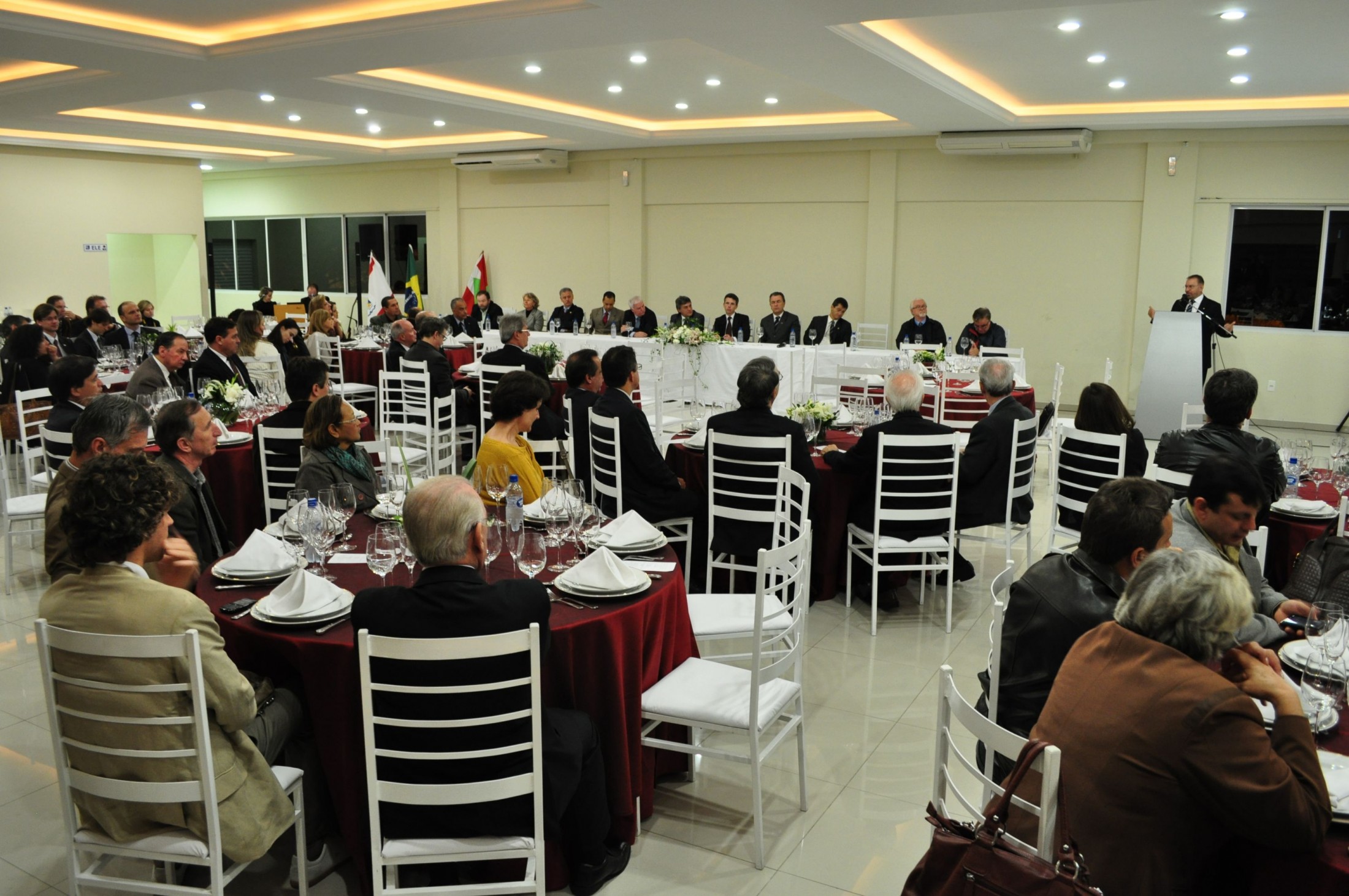 Deputado Volnei Morastoni participa do lançamento do Movimento Nacional em Defesa da Saúde Pública