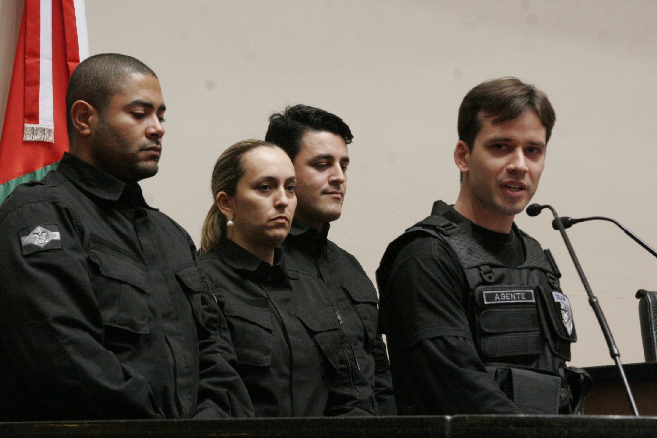 Agentes Penitenciários