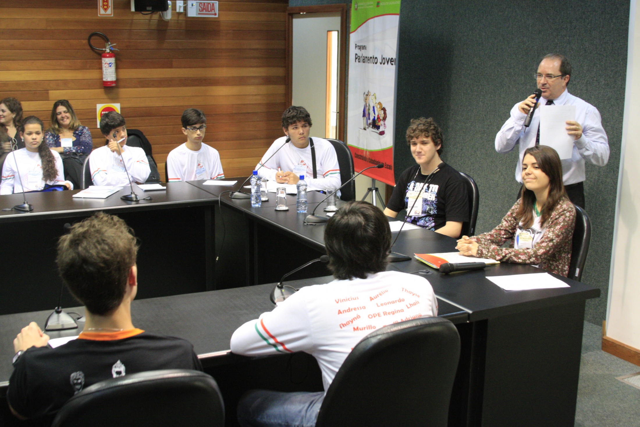 Parlamento Jovem - Comissão mista de Educação e Meio Ambiente