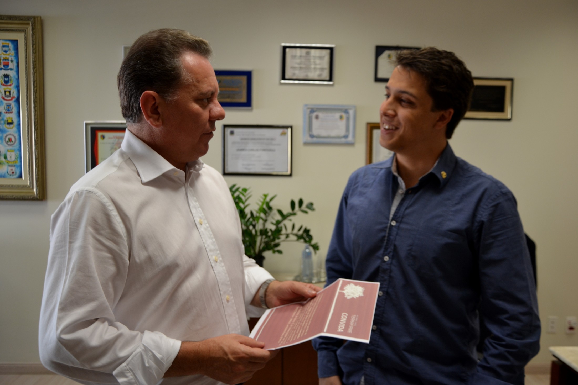 Ponticelli congratula-se com nova diretoria do DCE da Unisul