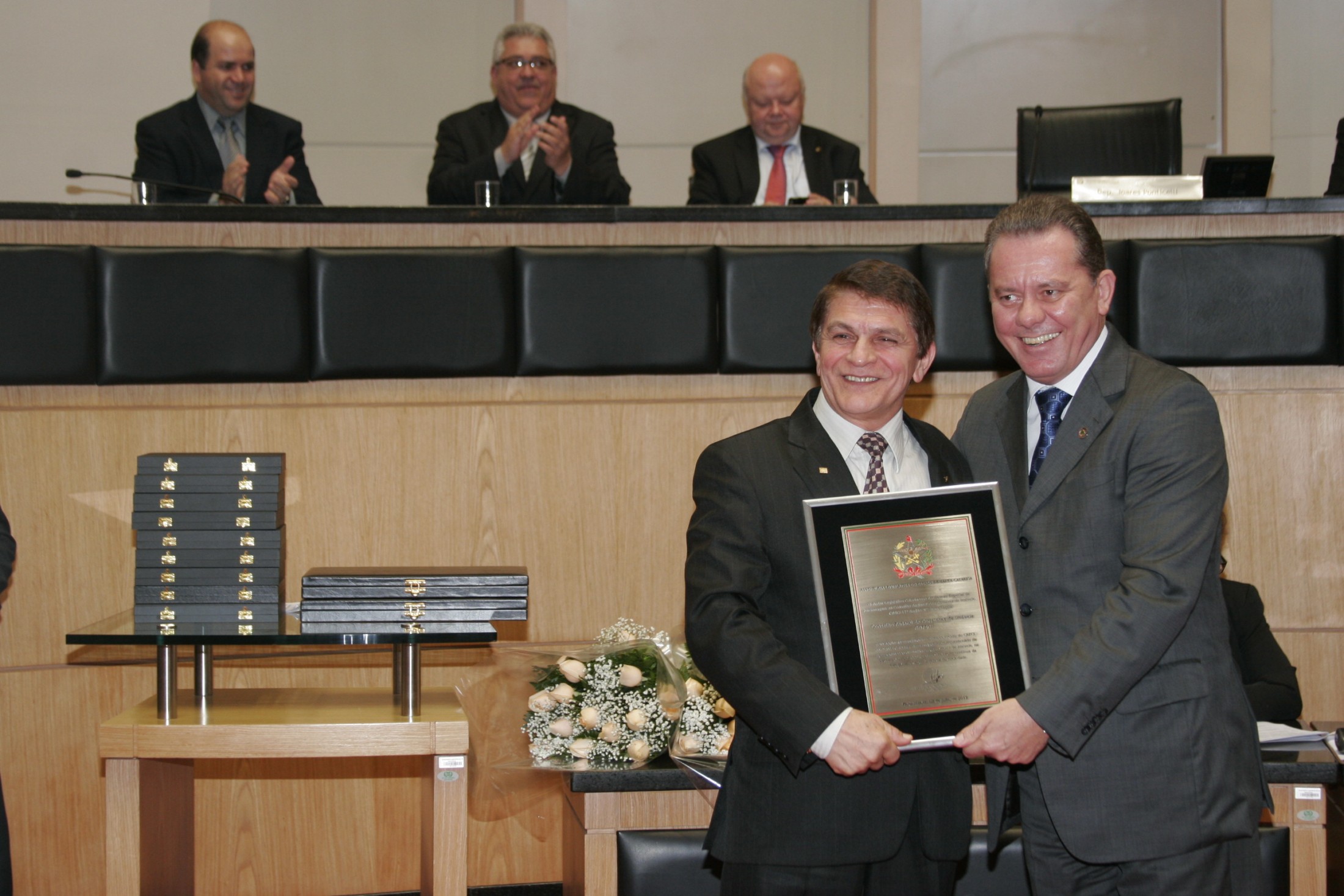 Sessão Especial em homenagem ao Conselho Regional de Corretores de Imóveis do Estado de Santa Catarina e aos Corretores de Imóveis pela passagem dos seus 50 anos de regulamentação da profissão