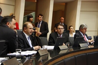 Deputados votam PEC dos bombeiros nesta quarta-feira