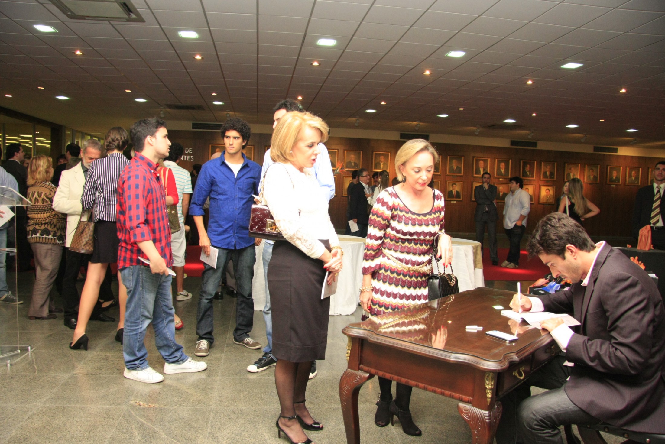 Lançamento do livro “Palavra em sentimentos”