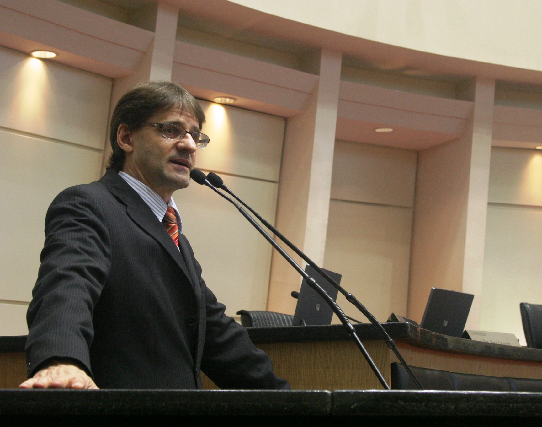Deputado Neodi Saretta (PT)