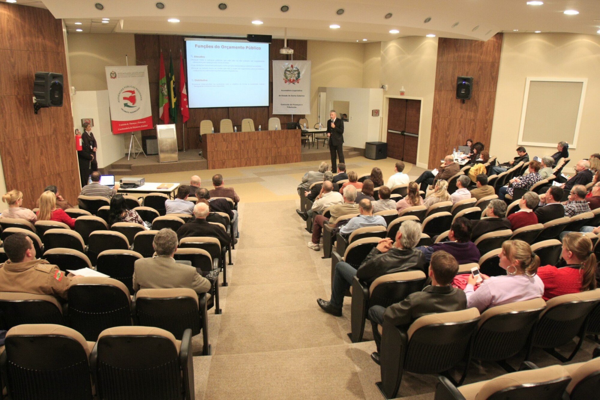 Duas prioridades regionais estão fora da LDO