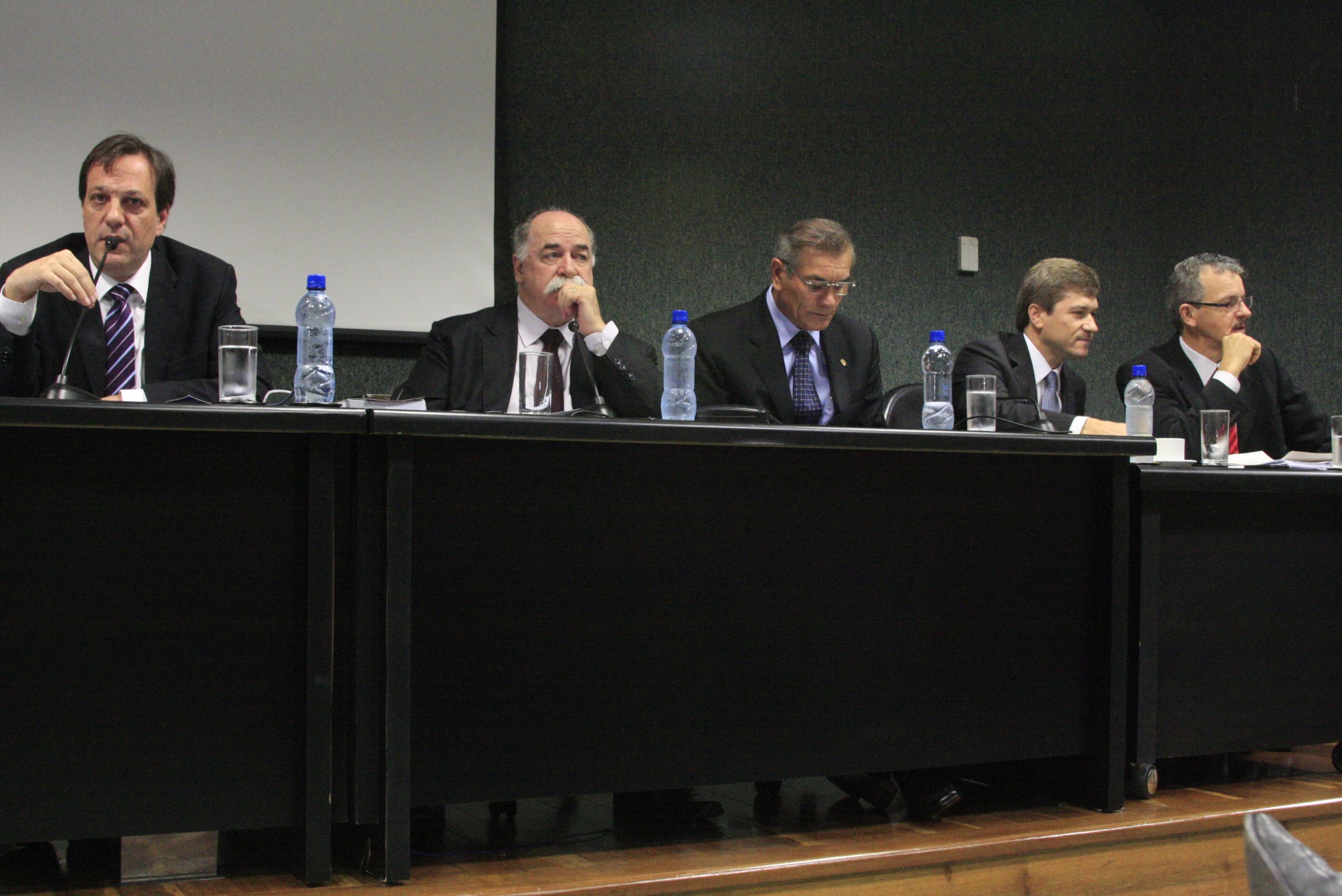 Audiência Pública a fim de discutir sobre a Implantação da Defensoria Pública de Santa Catarina