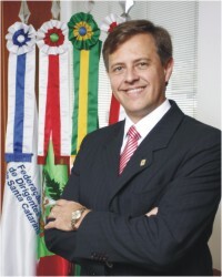 FCDL recebe homenagem do Parlamento Catarinense