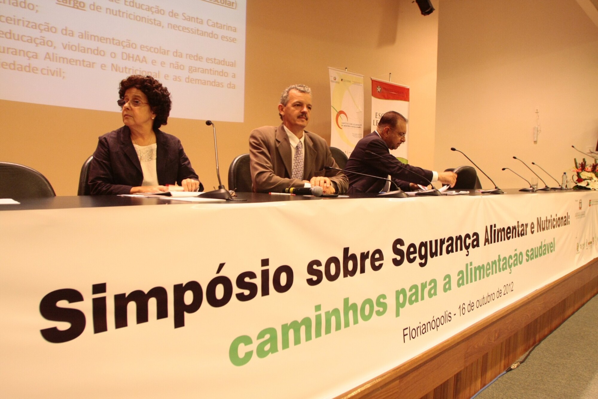 Simpósio Segurança Alimentar e Nutricional: Os Caminhos para Alimentação Saudável
