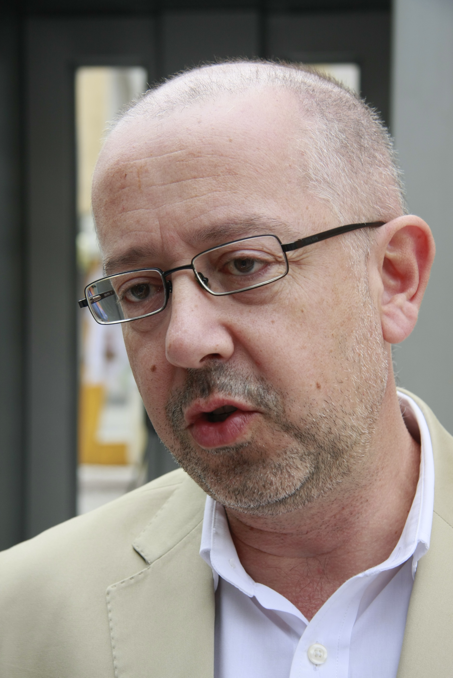 Gonzalo Pereira - Executivo de RI da Oi Telecomunicações