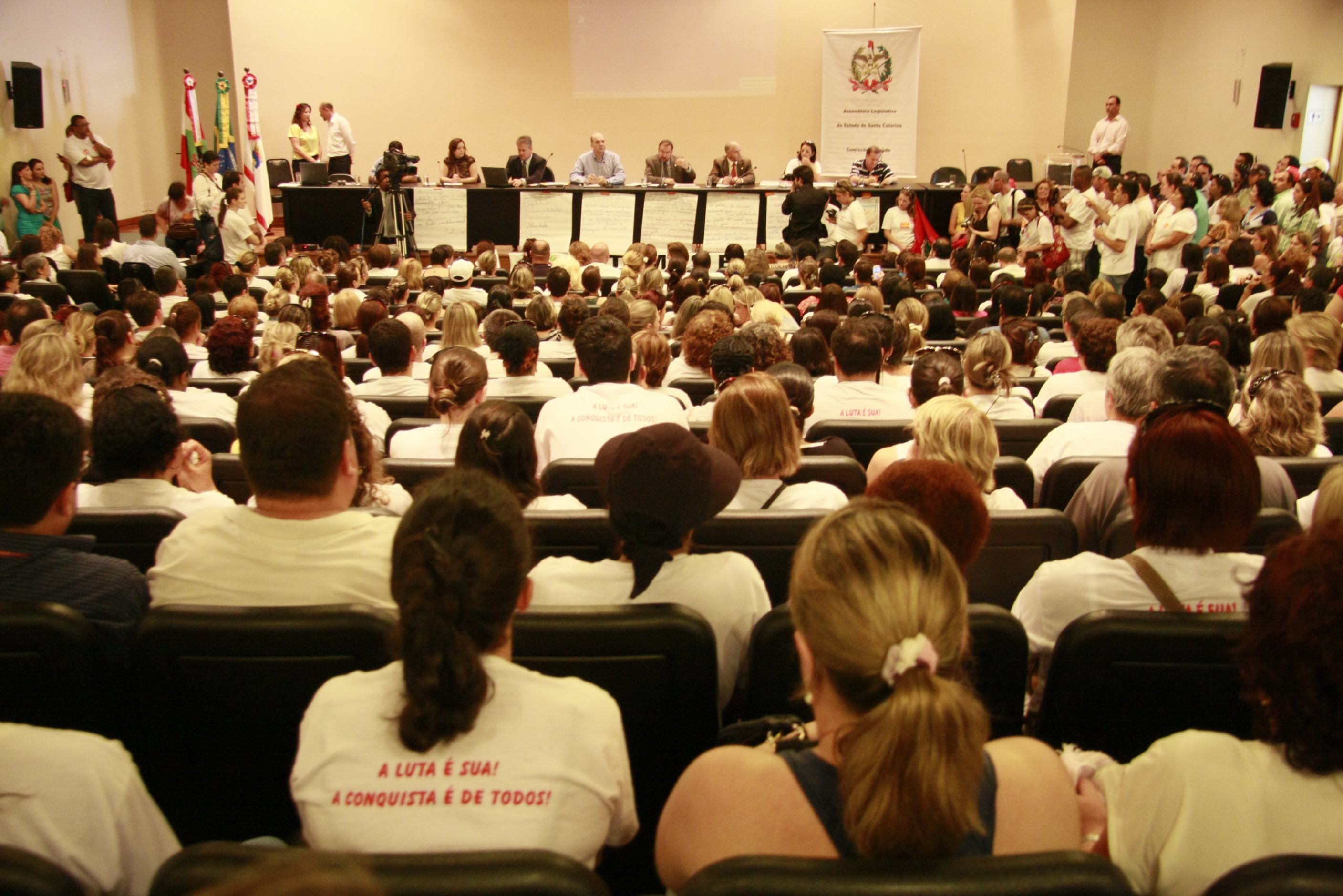 Audiência Pública sobre a Situação da Greve dos Servidores da Saúde de Santa Catarina - Foto: Miriam Zomer