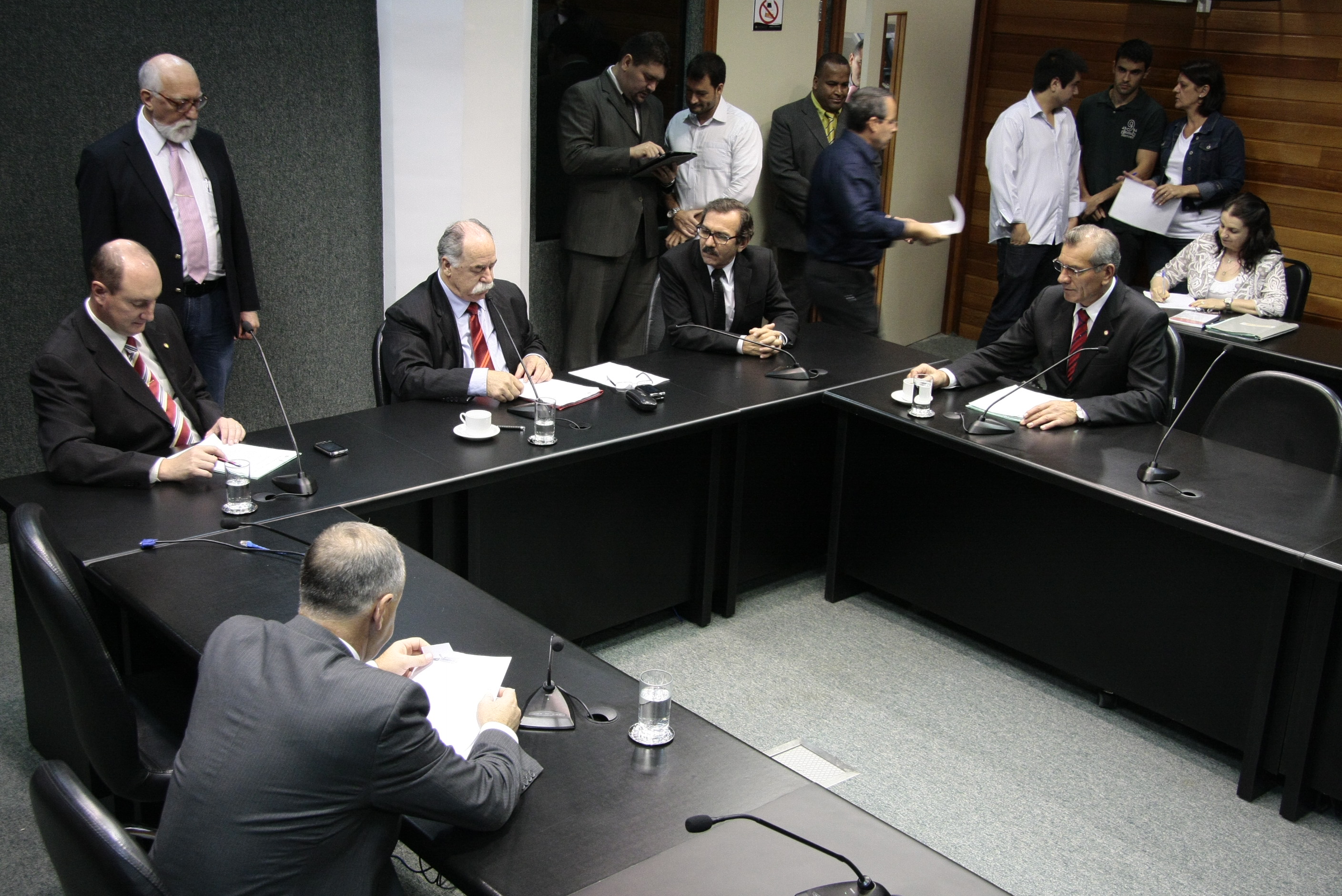 Reunião da Comissão de Constituição e Justiça. Foto: Miriam Zomer