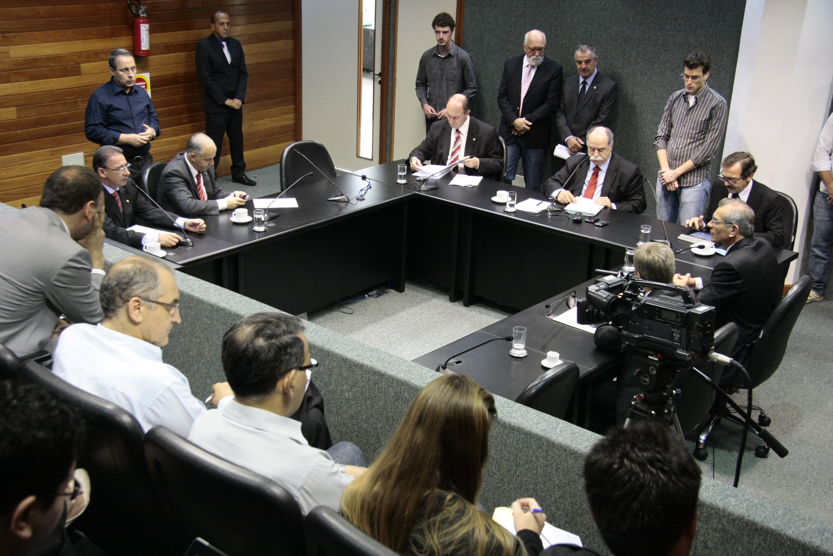 Reunião da Comissão de Constituição e Justiça. Foto: Miriam Zomer