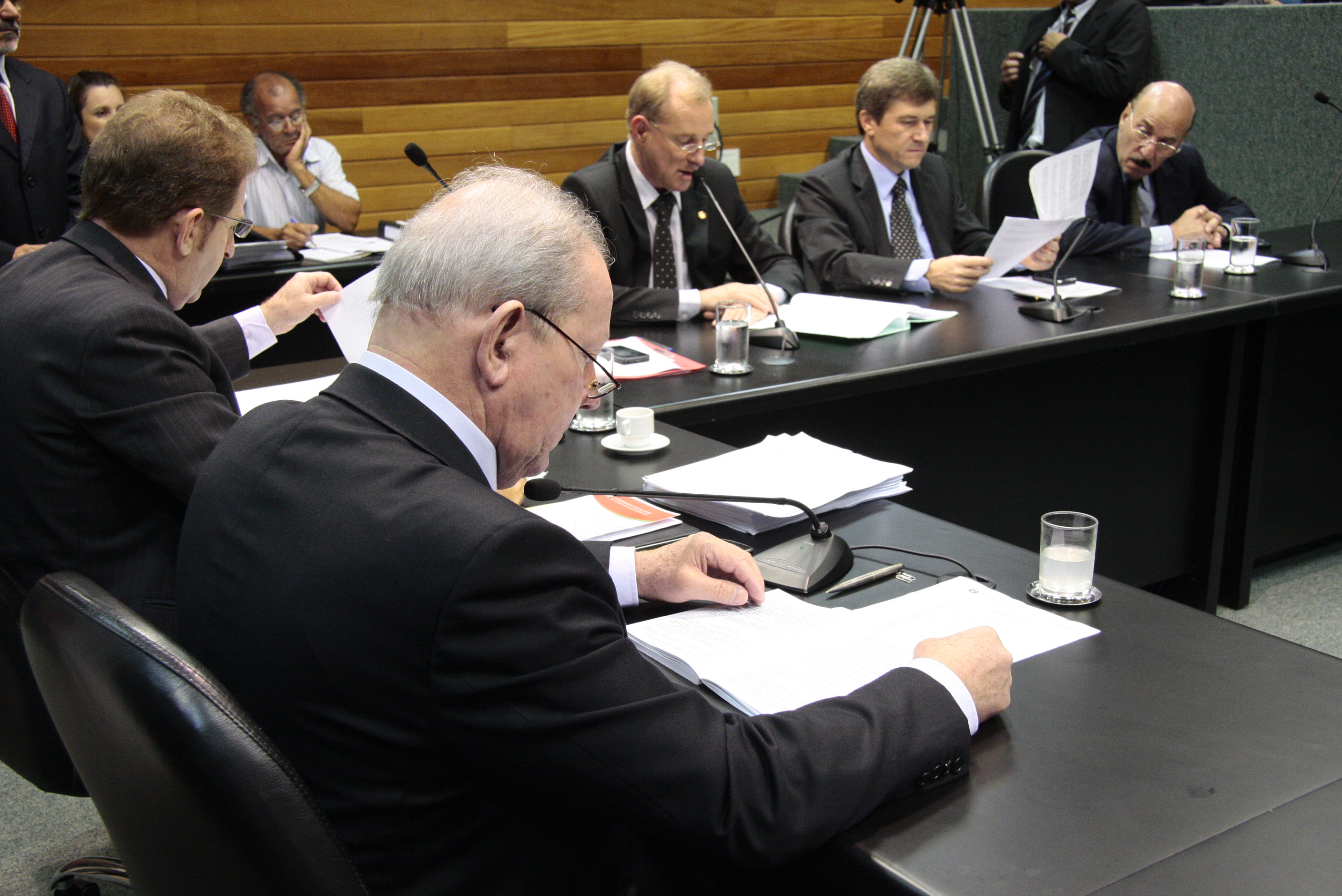 Reunião da Comissão de Finanças e Tributação.  Foto: Miriam Zomer
