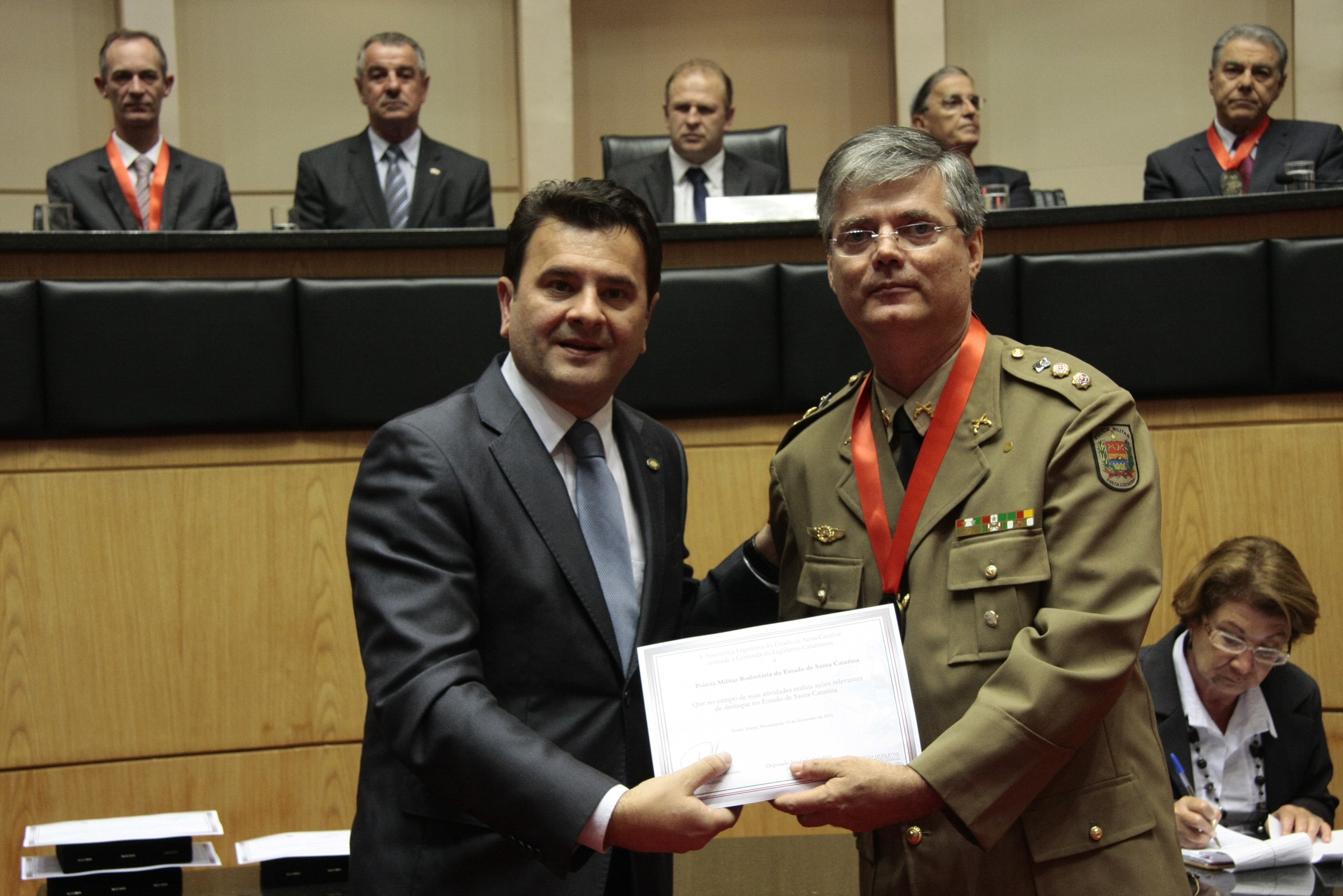 Sessão Solene da Comenda do Legislativo. Deputado  Silvio Dreveck homenageia Hospital Salvatoriano São Luiz de Campo Alegre. Foto: Solon Soares