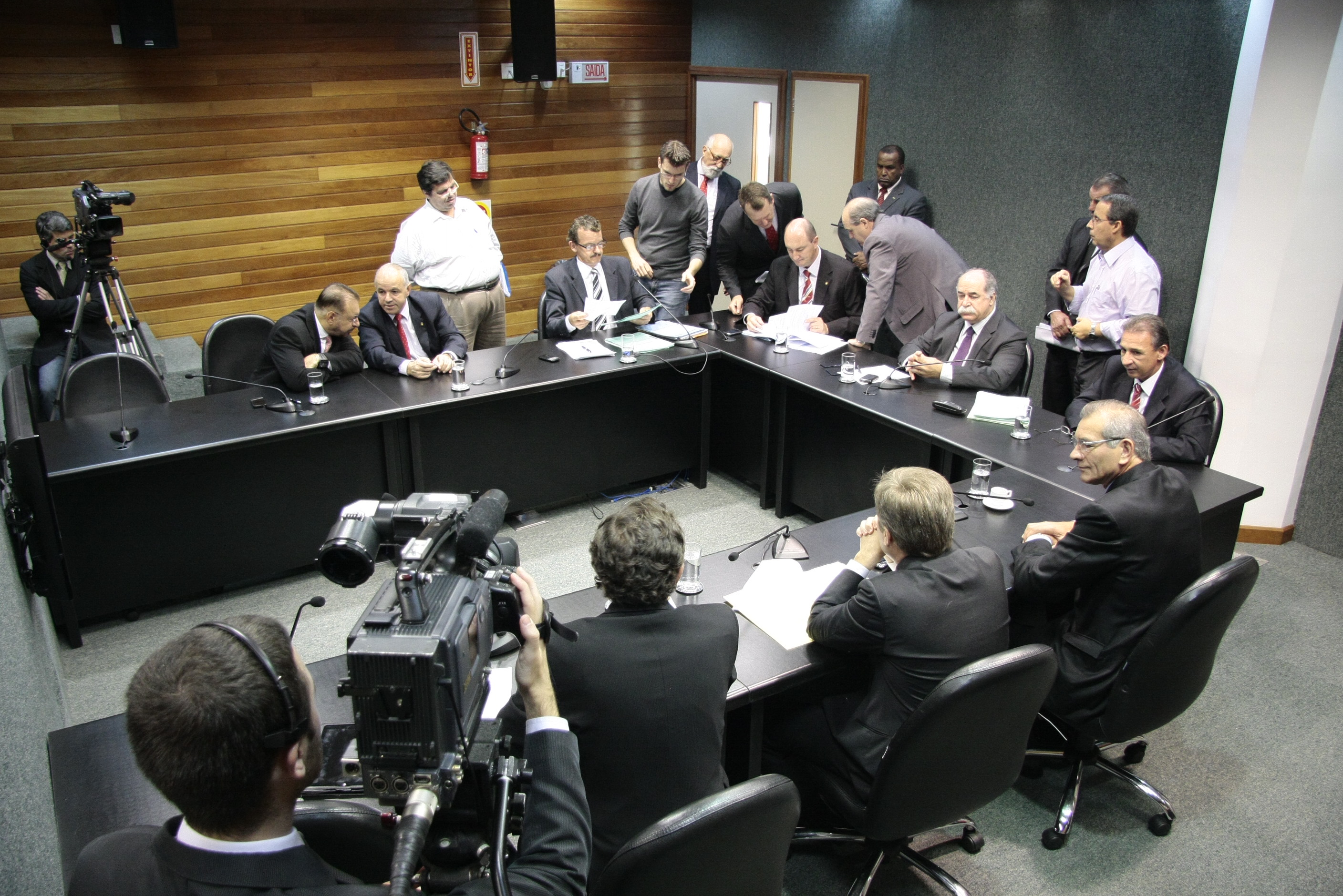 Reunião da Comissão de Constituição e Justiça: Foto Thiago Marthendal