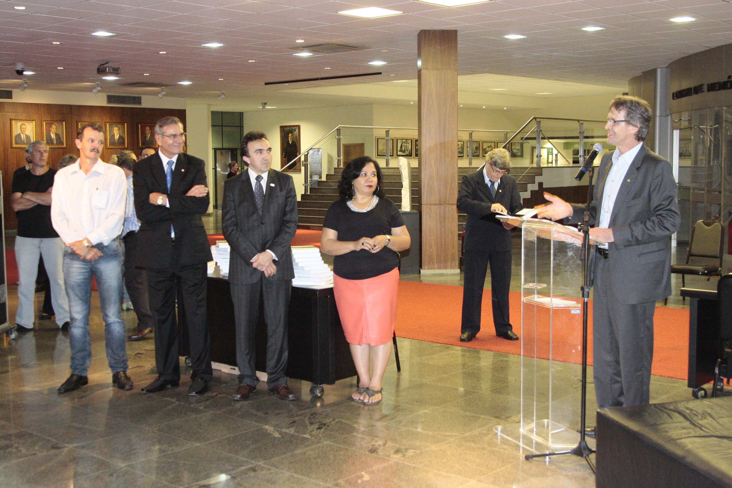 Lançamento Literário - 
