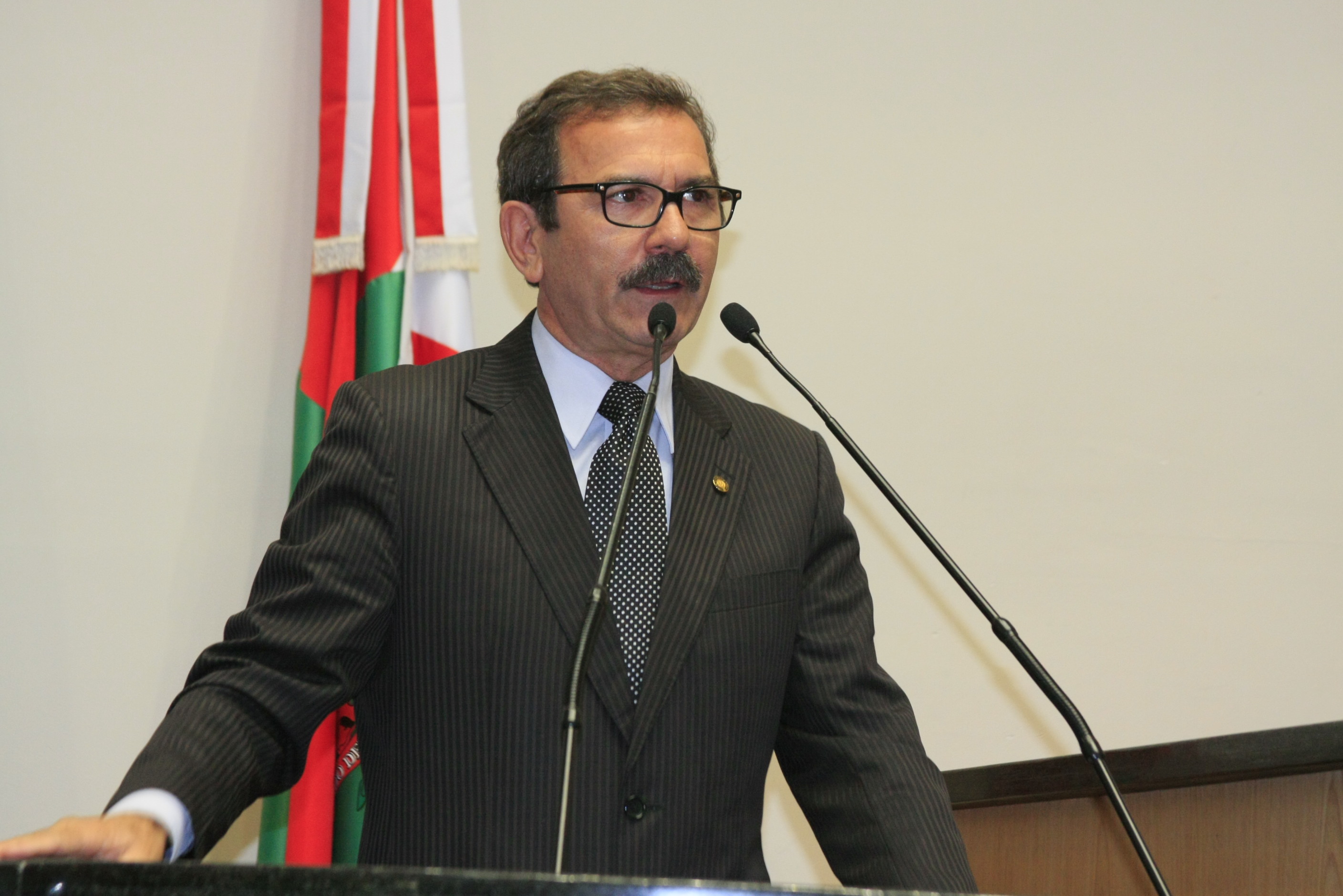 Sessão Ordinária - Plenário Osni Régis - Deputado Serafim Venzon (PSDB)