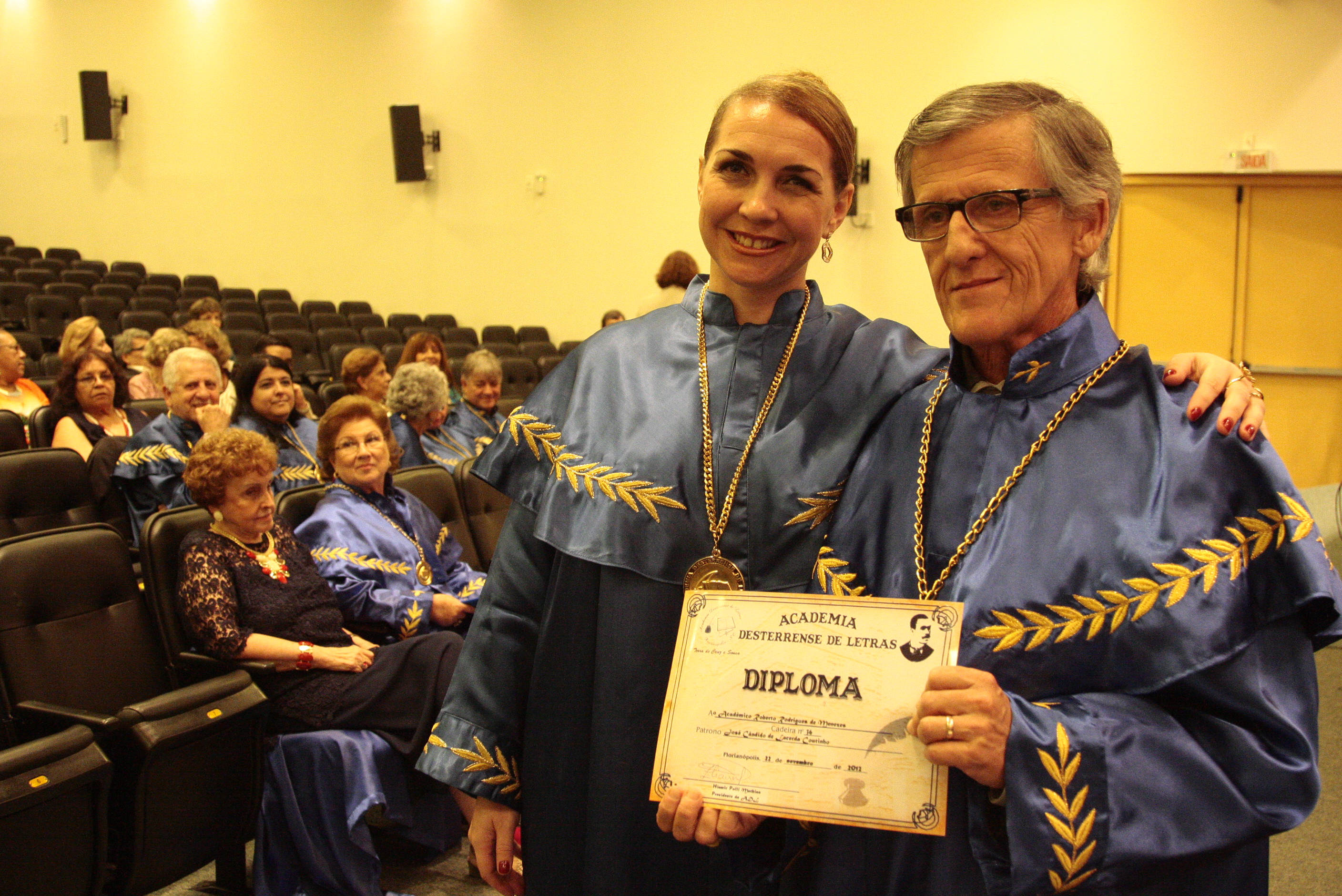 Solenidade de Posse de três novos acadêmicos da Academia Desterrense de Letras. Foto: Carlos Kilian