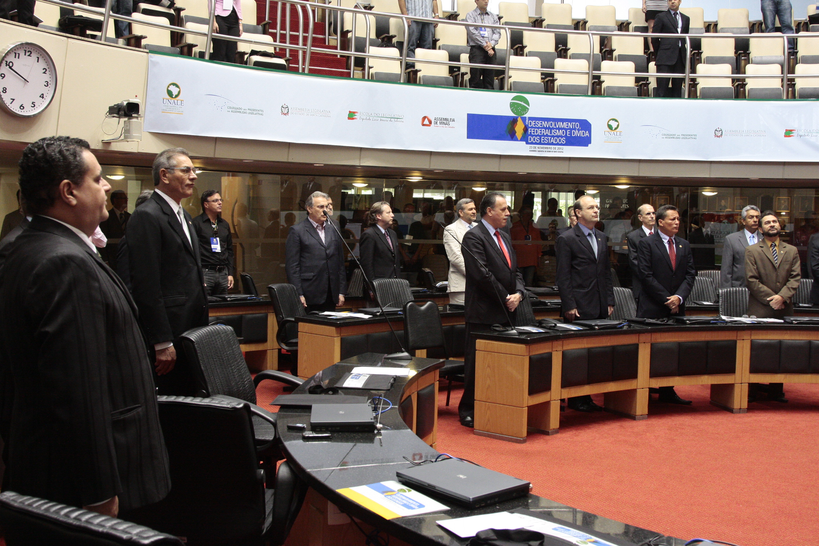 Fórum da UNALE - Desenvolvimento, Federalismo e Dívidas dos Estados: Centralização do Poder e Dívida dos Estados. FOTO: Solon Soares