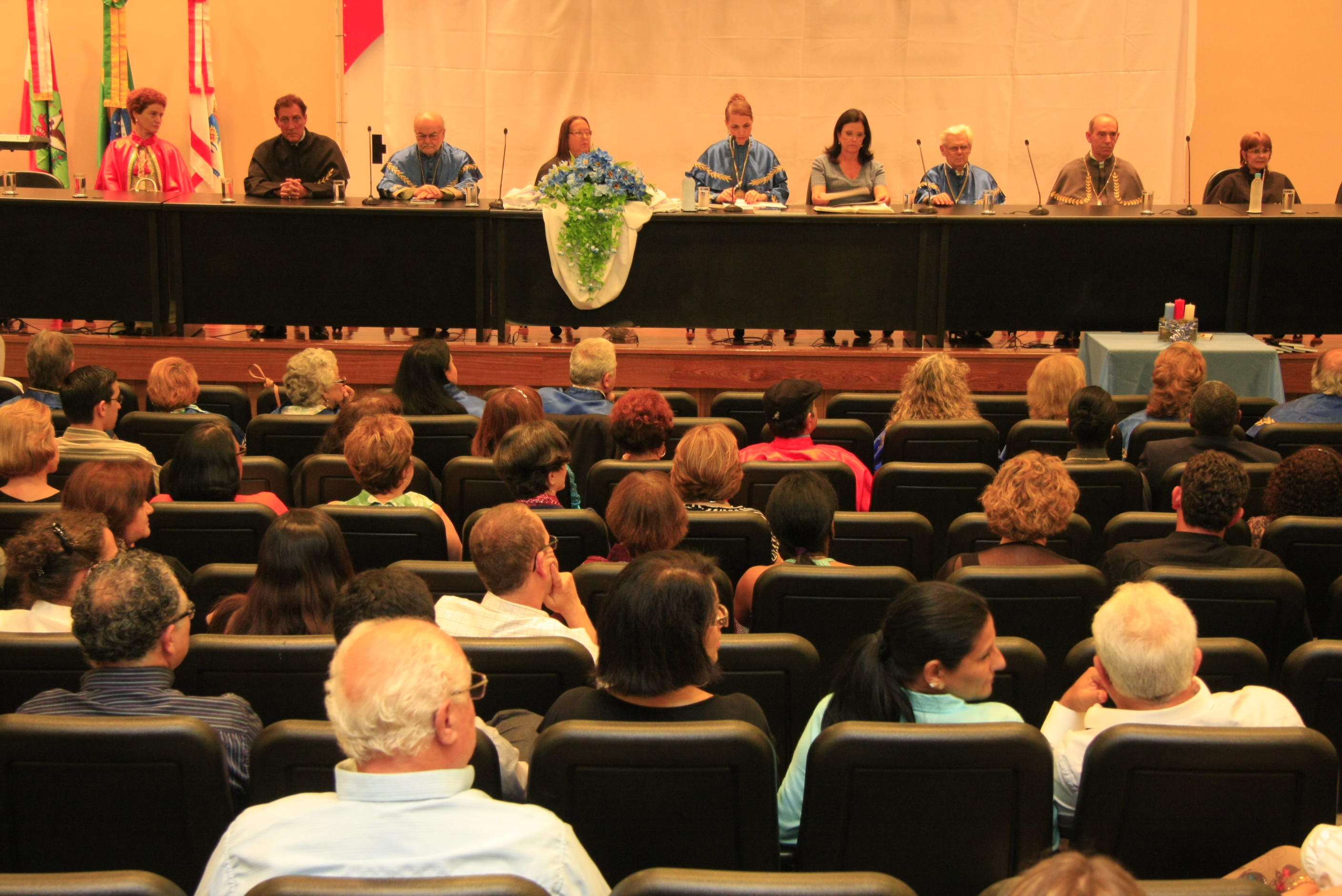 Cerimonia de posse de novos membros da Academia Desterrense de Letras - Foto: Carlos Kilian