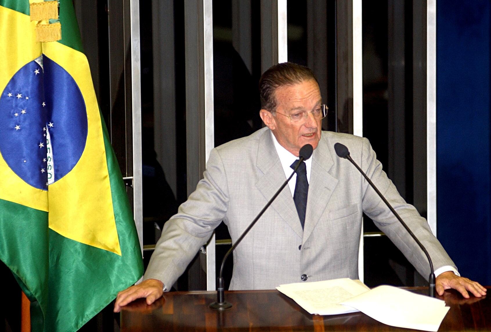 Jorge Bornhausen recebe título de Cidadão Catarinense nesta quarta-feira