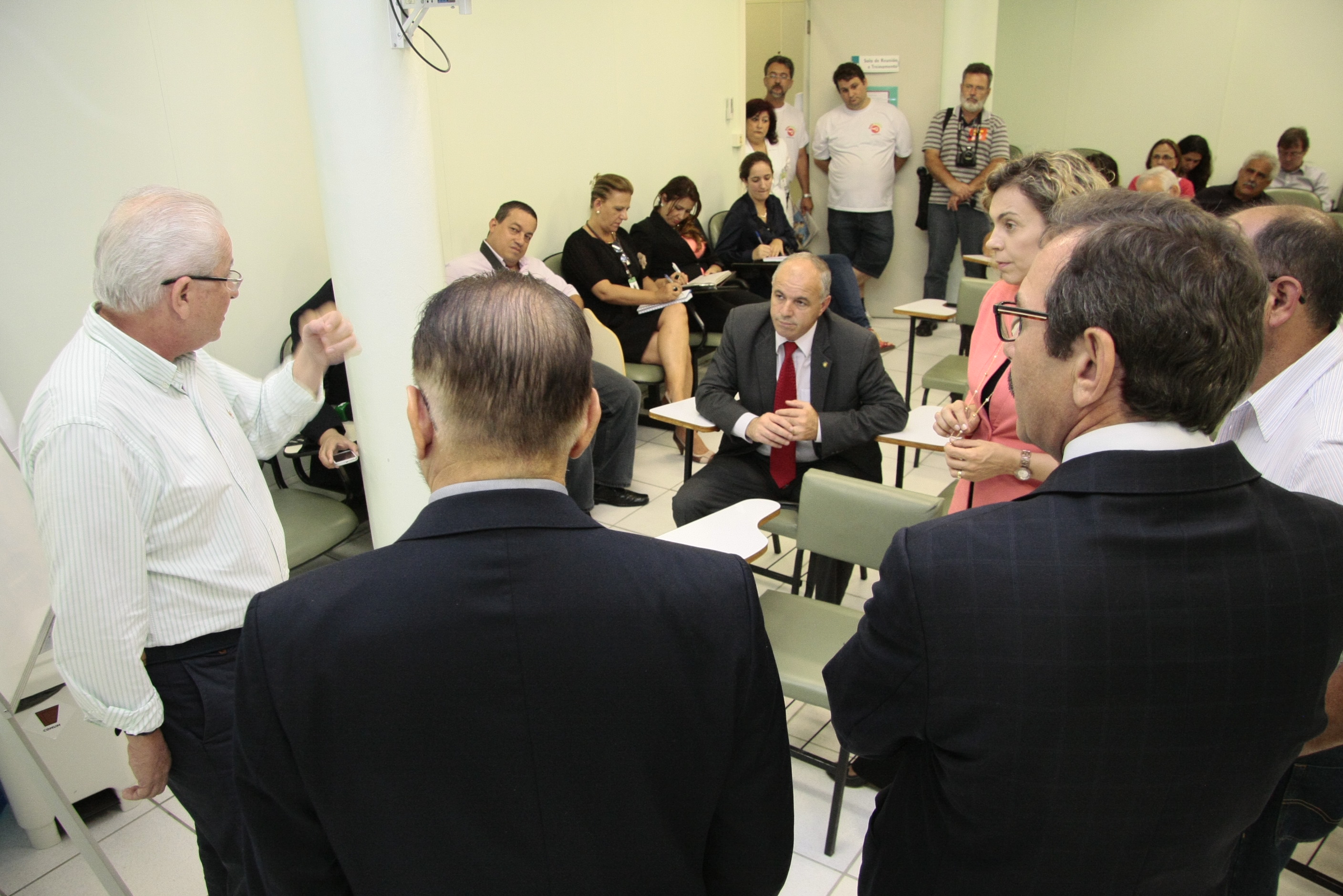 Comissão de Saúde visita o Hospital Celso Ramos.  Foto: Miriam Zomer