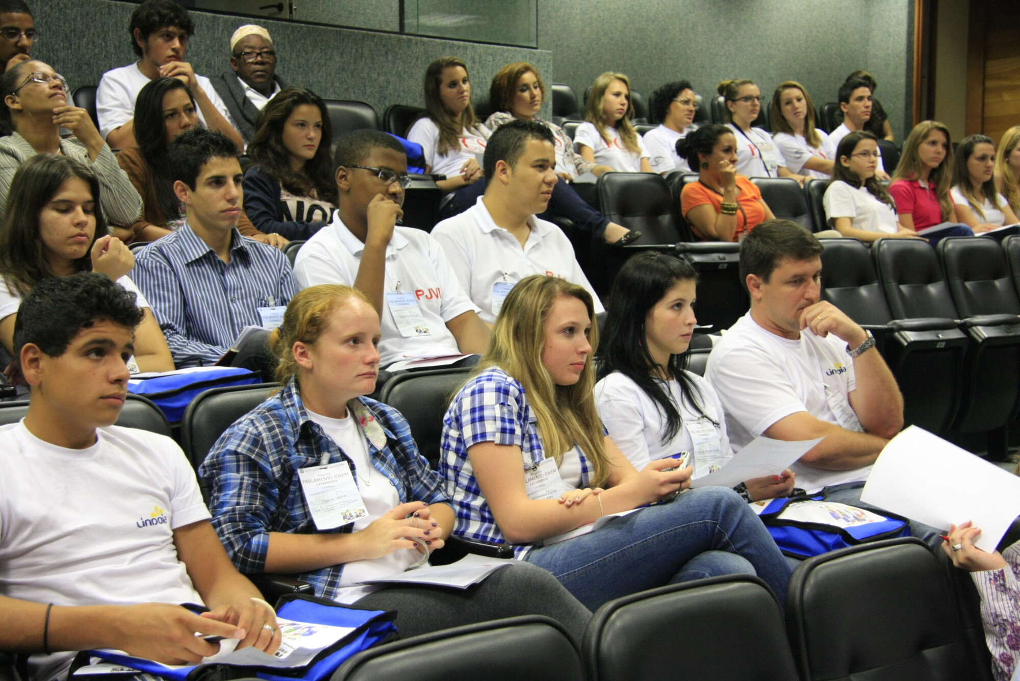 Parlamento Jovem elege Mesa e dá início aos trabalhos nas comissões