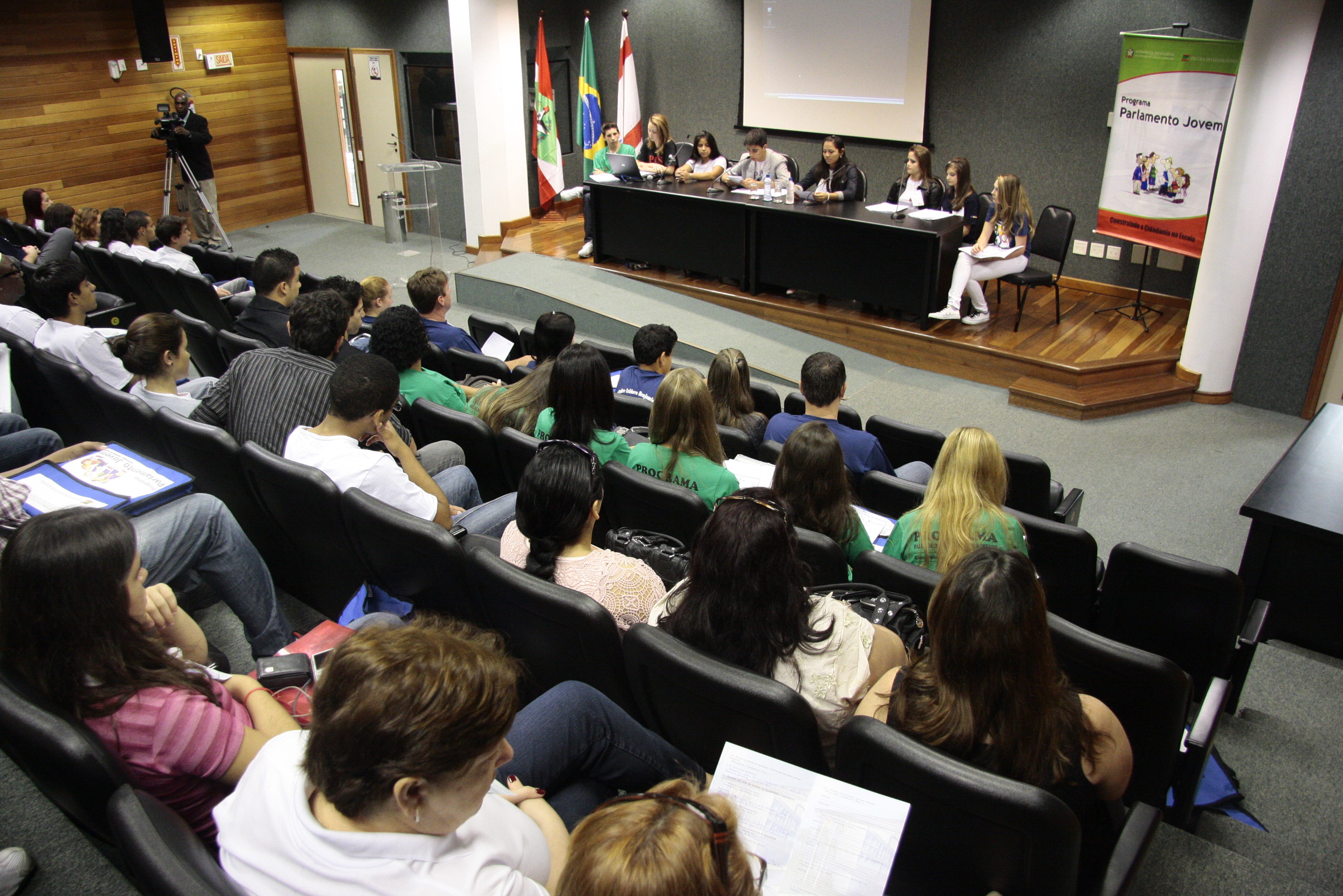 14ª Edição do Programa Parlamento Jovem. Fotos: Miriam Zomer