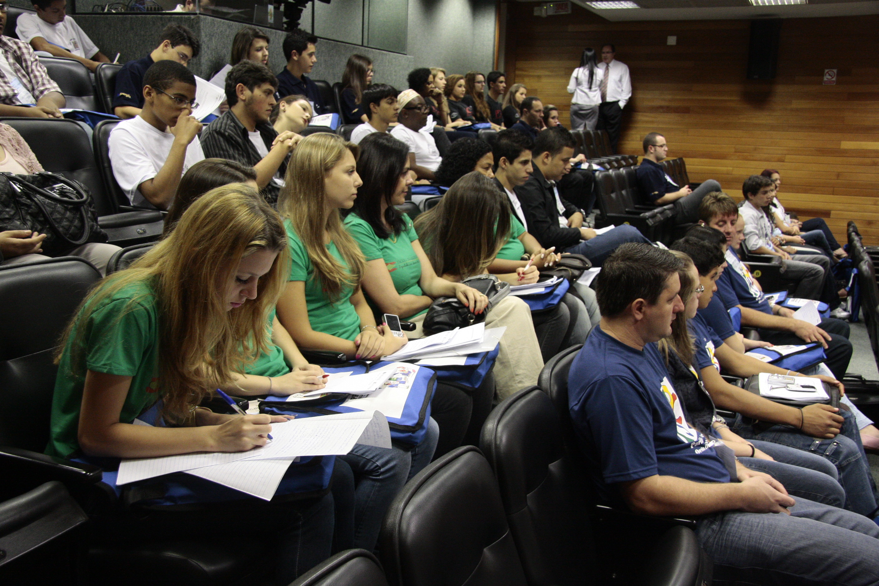 14ª Edição do Programa Parlamento Jovem. Fotos: Miriam Zomer