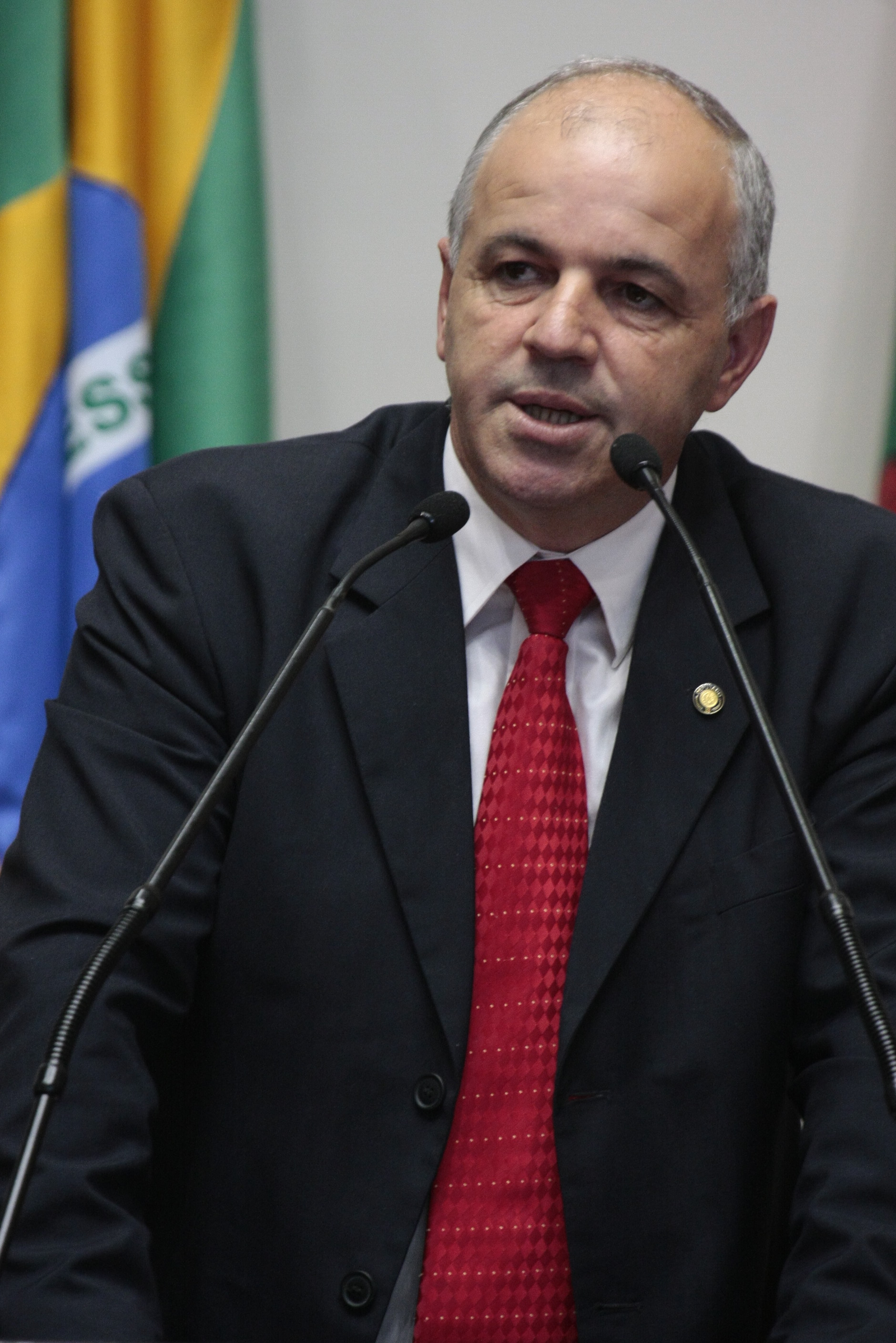 Sessão Ordinária - Plenário Osni Régis. Deputado Sargento Amauri Soares (PDT). Foto: Miriam Zomer