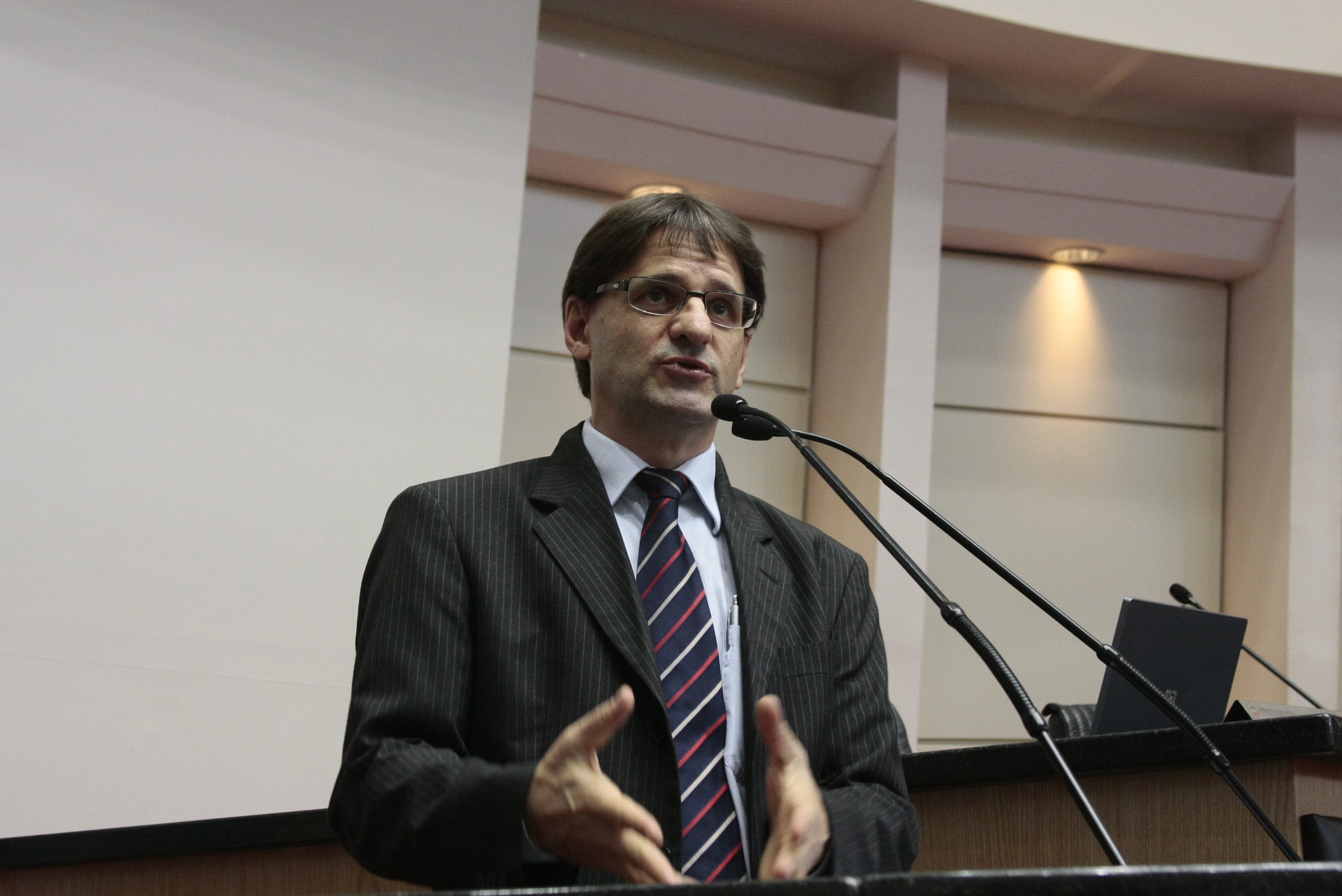 Sessão Ordinária da Assembleia Legislativa do Estado de Santa Catarina. Deputado Neodi Sareta (PT)  Foto: Solon Soares