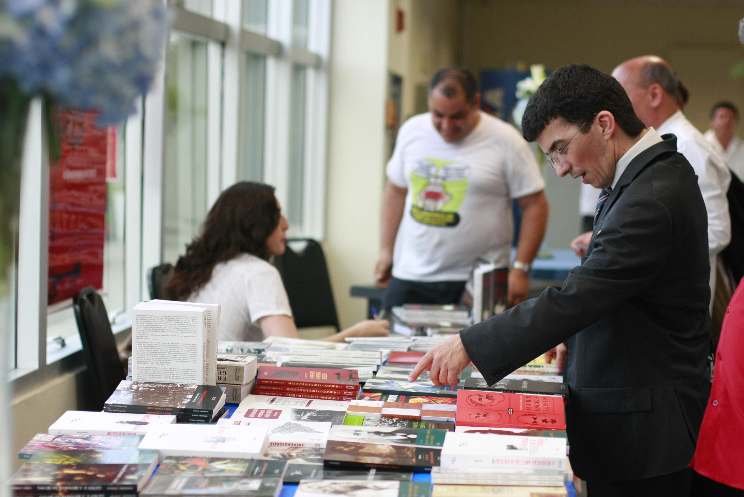 Lançamento Literário 